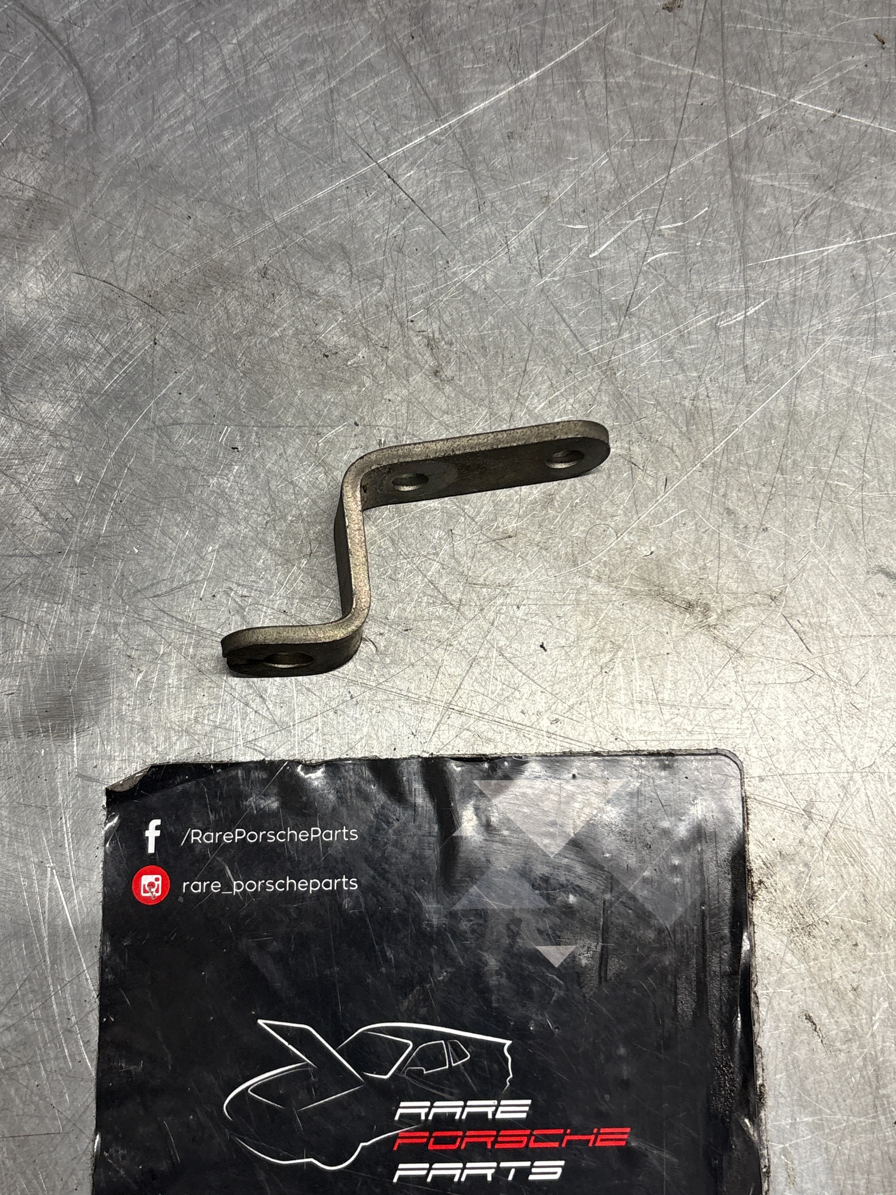 Porsche 924 LHD exhaust manifold bracket, used 047133239 - Image 2