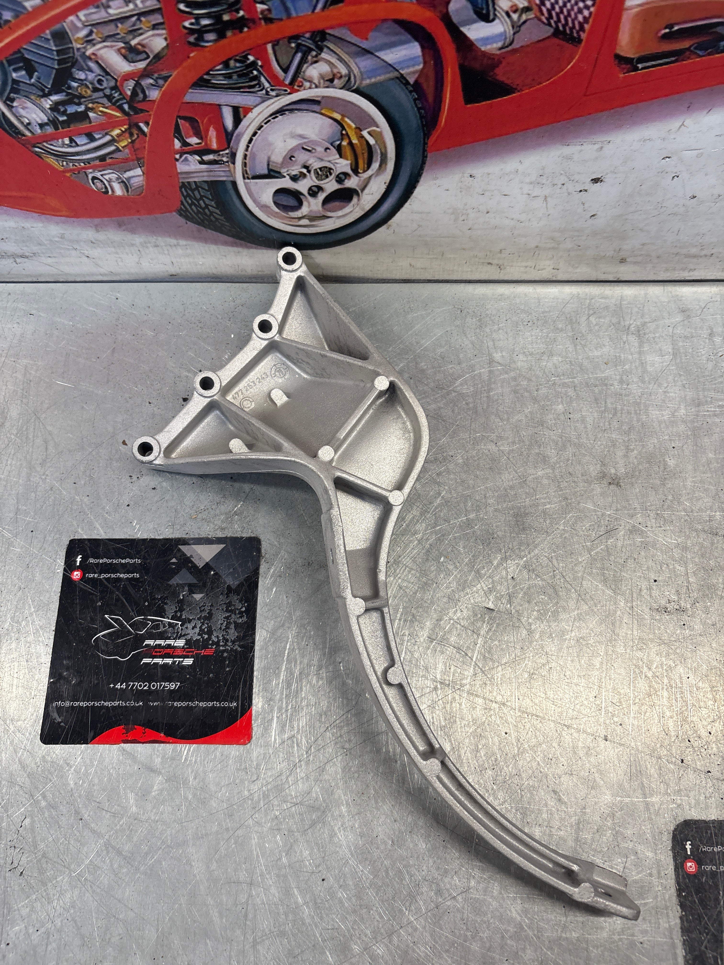 Porsche 924 exhaust support bracket, refurbished 477253243 - Image 2