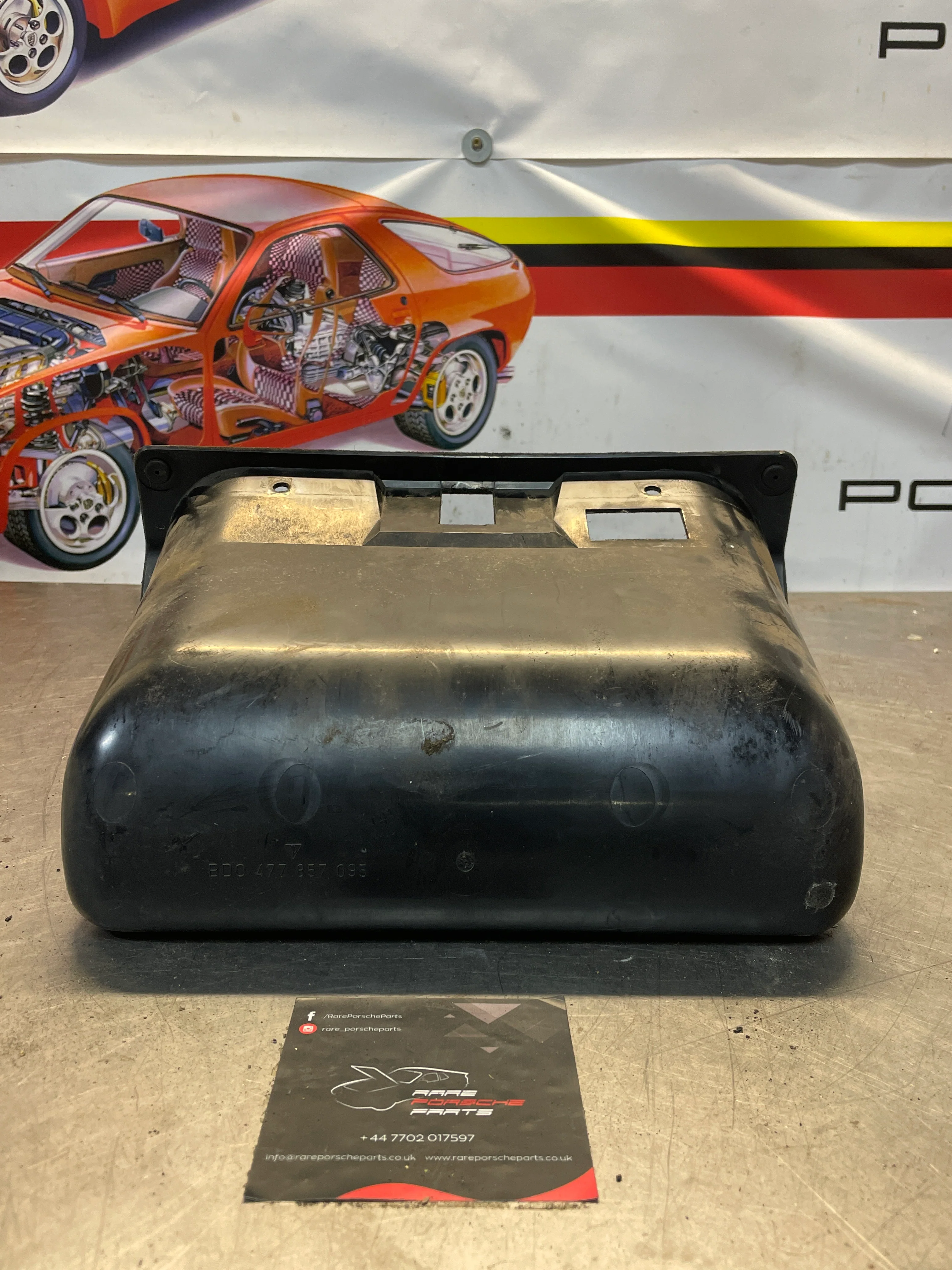 Porsche 924 glovebox, Black used 477857095 - Image 5