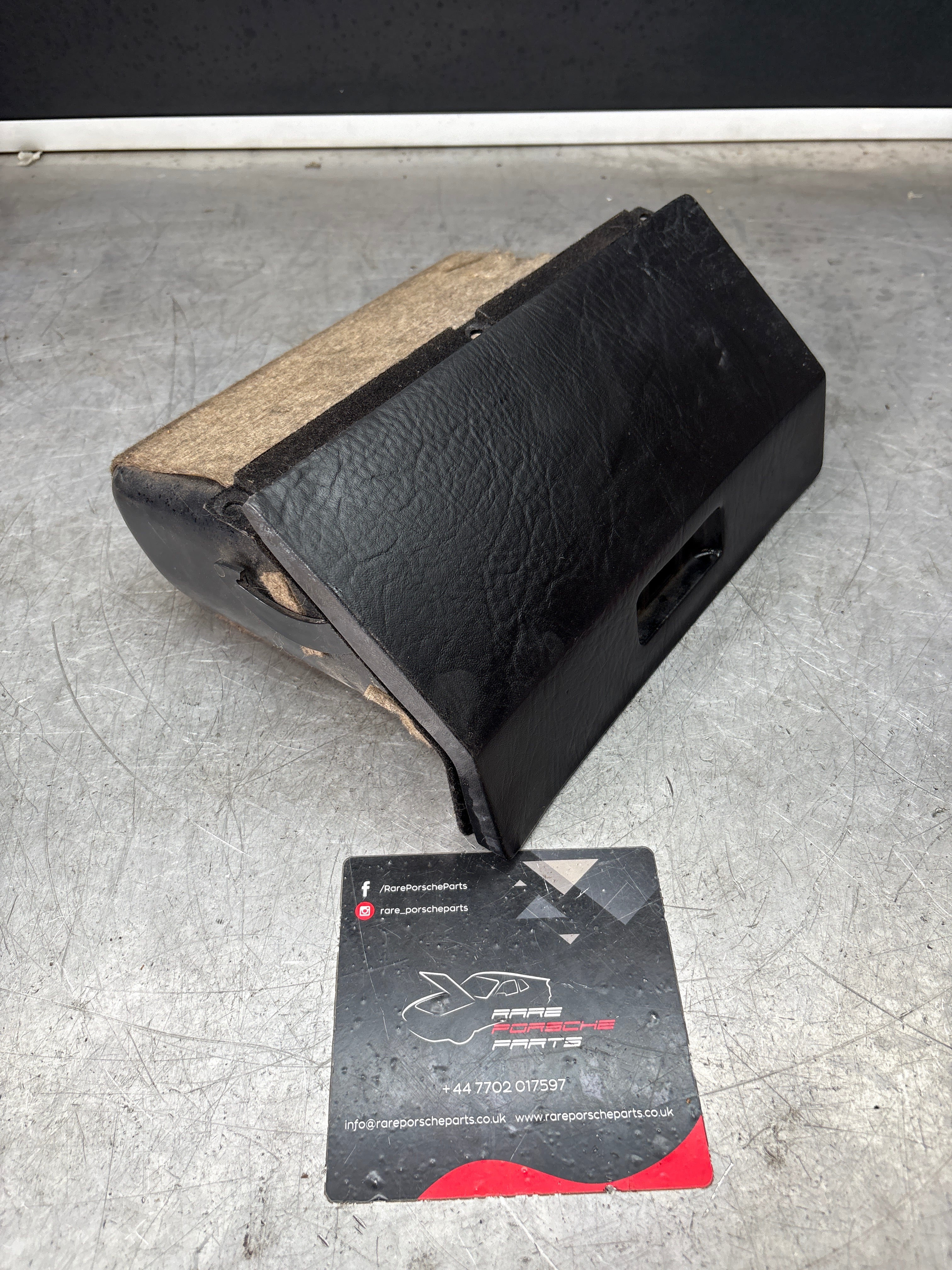 Porsche 924 glovebox with black door, used 477857095A - Image 3