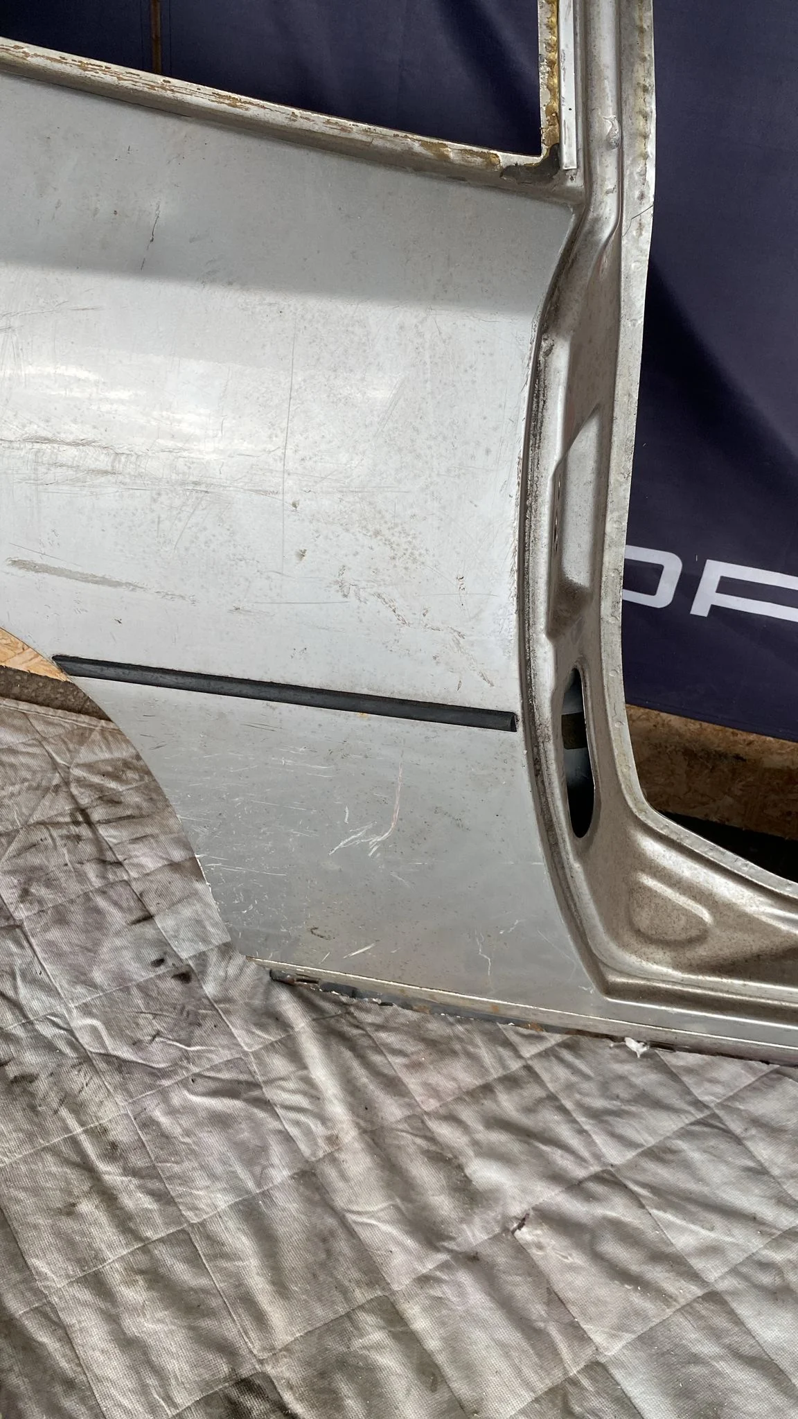 Porsche 924 Right sill / fender section, 477809602B cut - Image 20