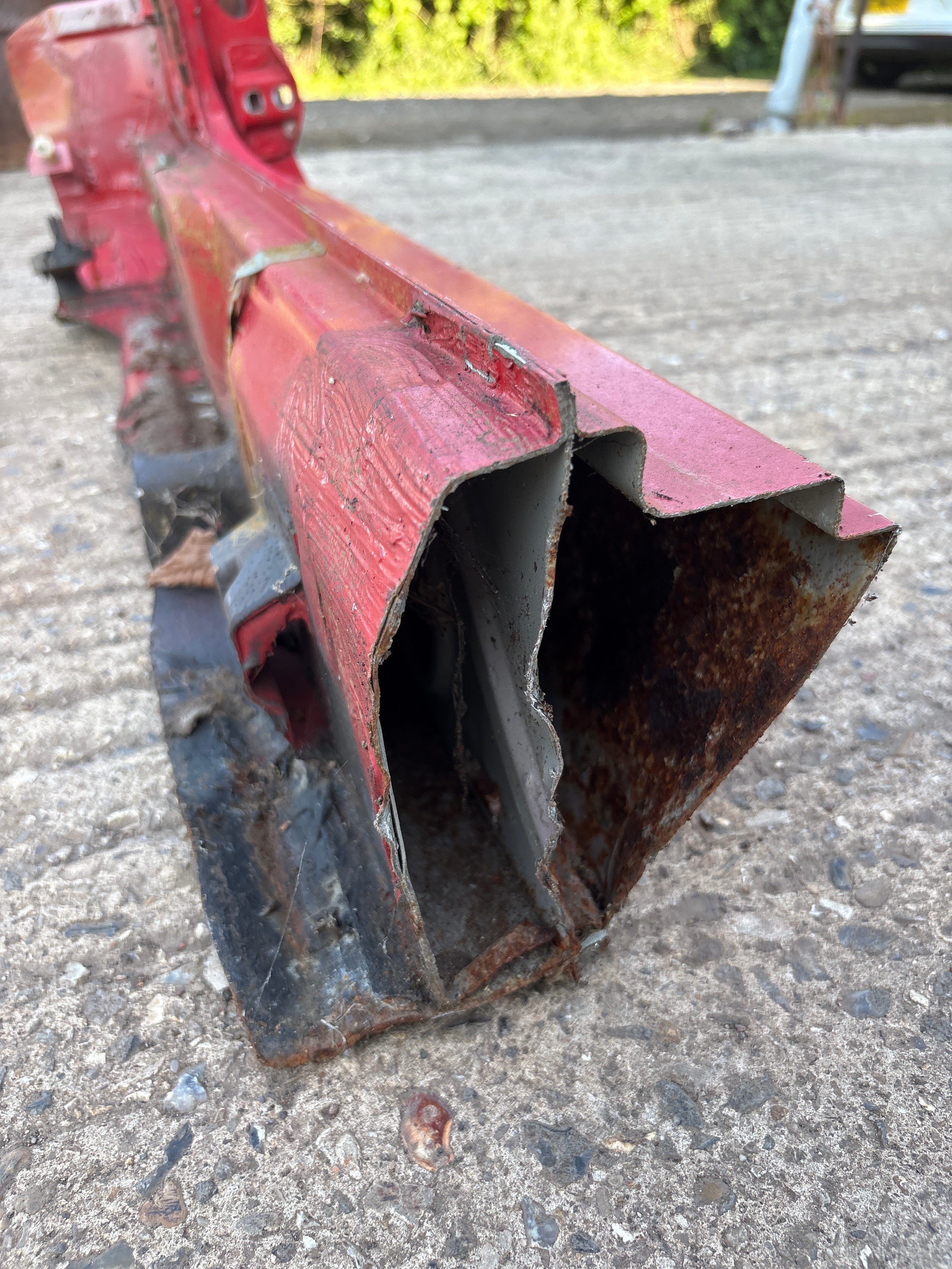 Porsche 944 right sill section cut 94450361200 - Image 3