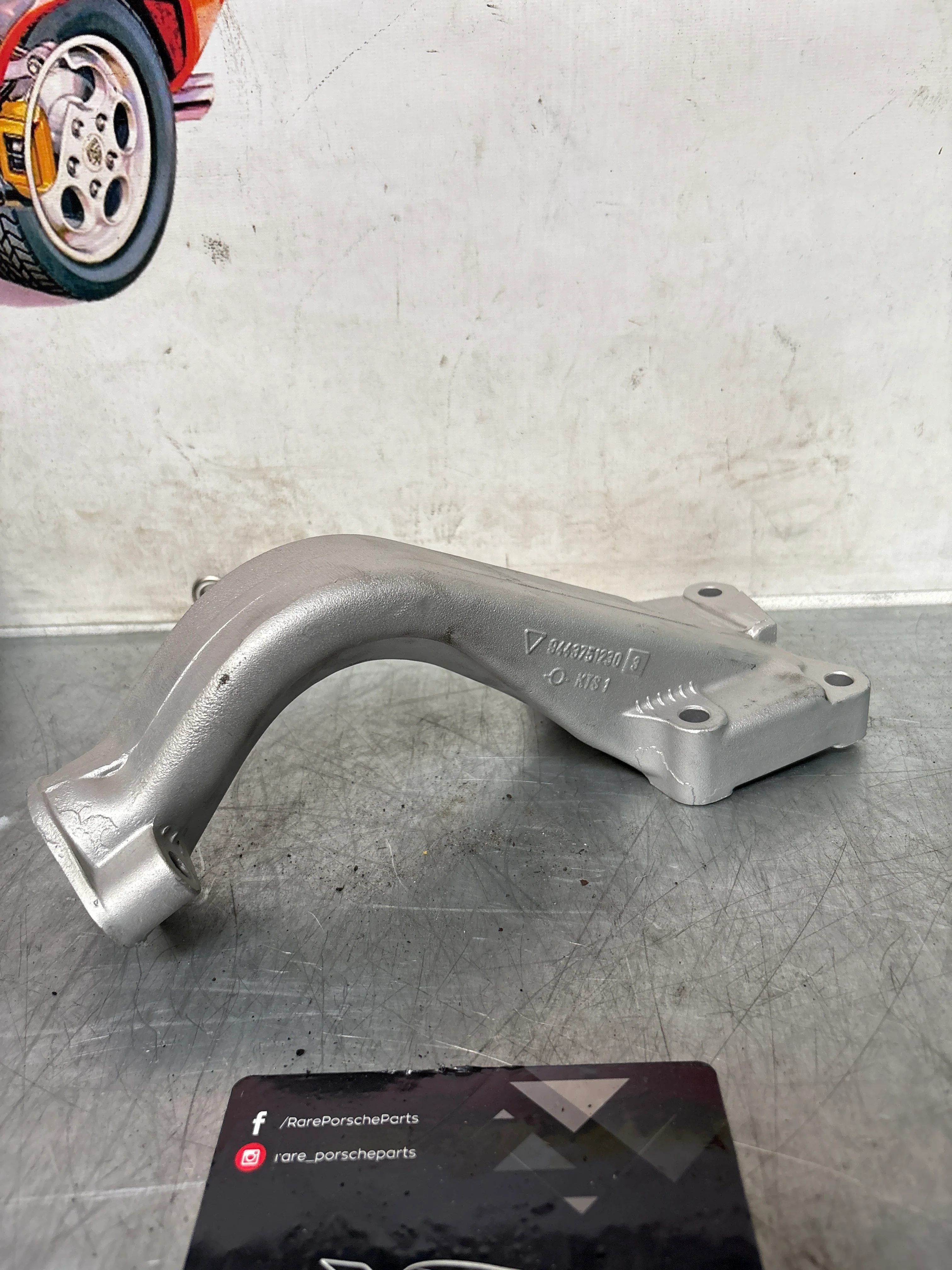 Porsche 924 S / 944 engine carrier bracket, used 94437512303 - Image 2