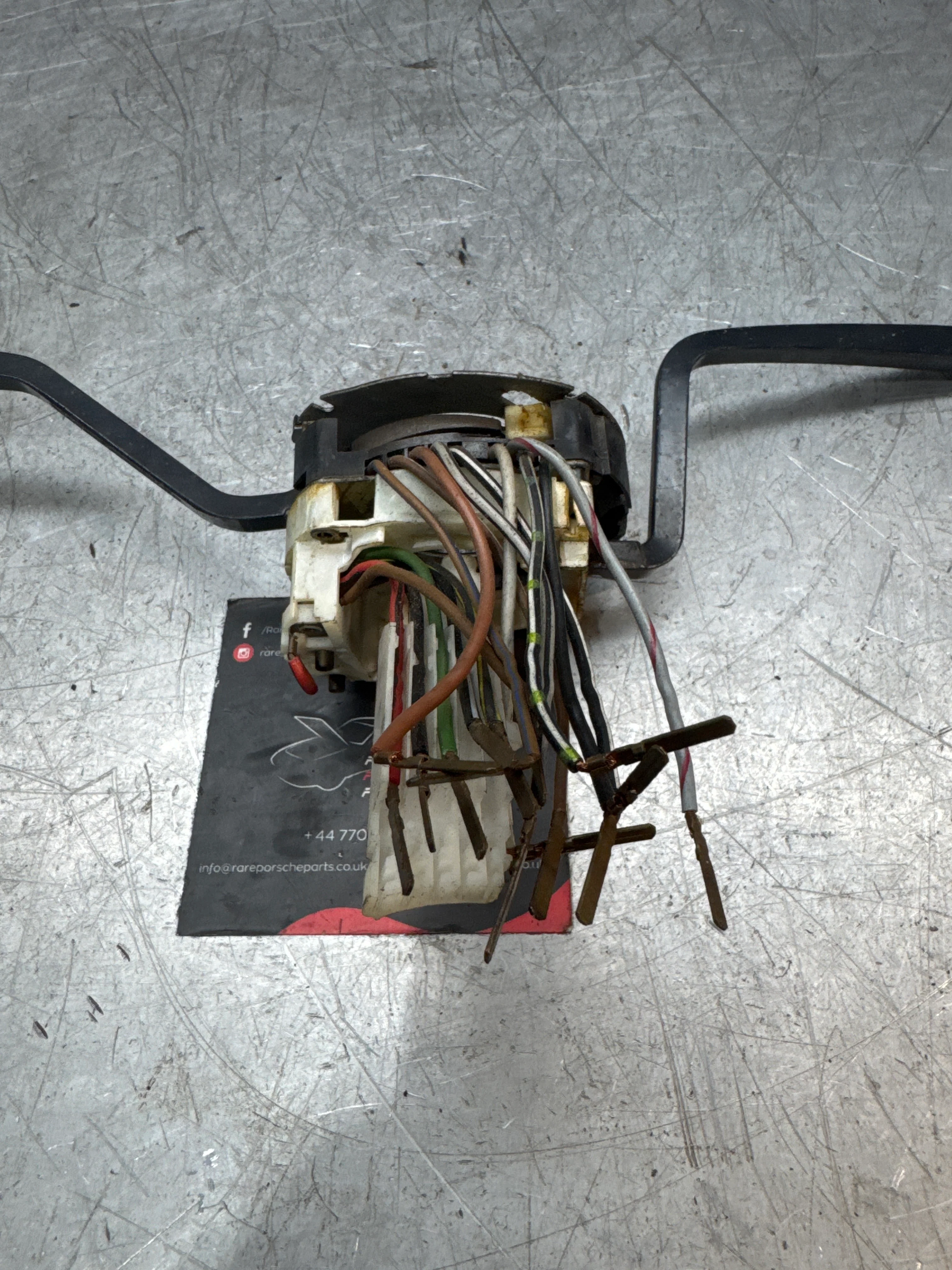 Porsche 924 steering column switch 477953503B spares or repair - Image 3