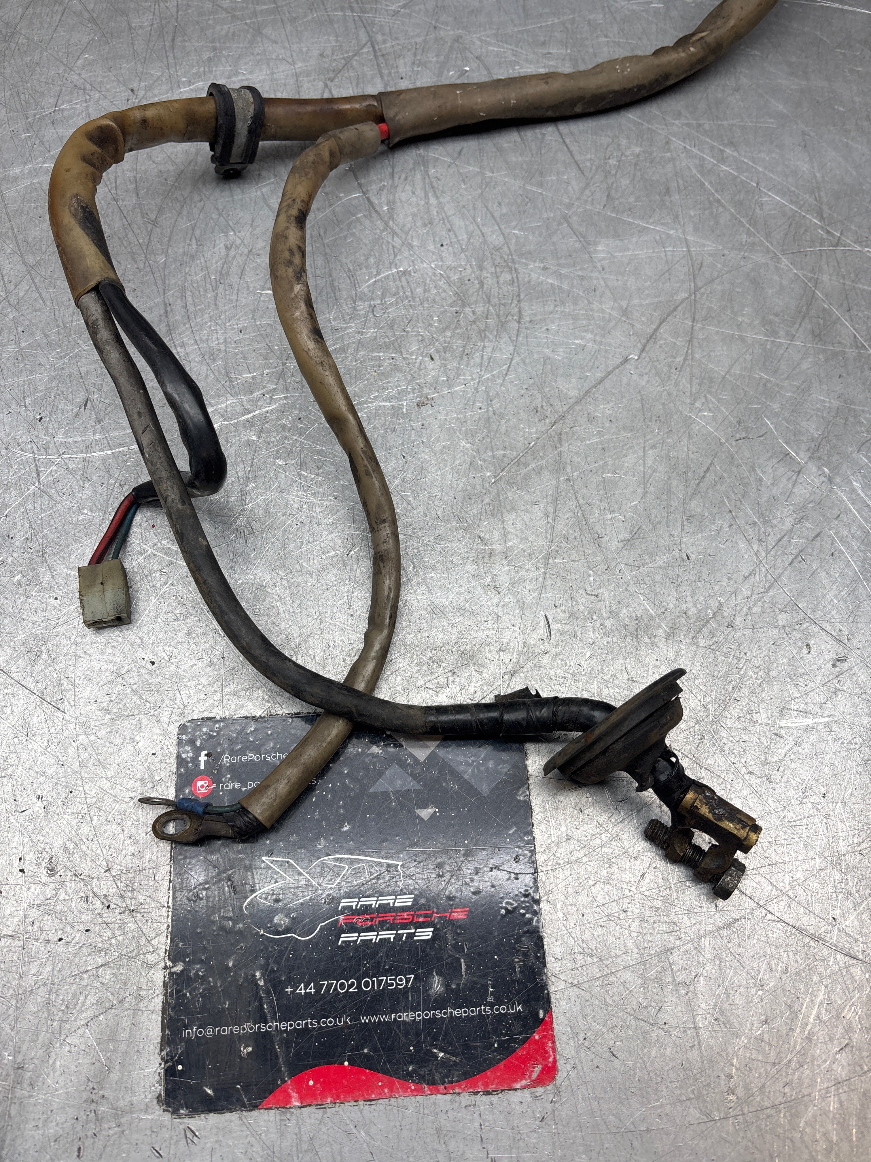 Porsche 924 Turbo battery alternator wiring harness 478971223, used - Image 3