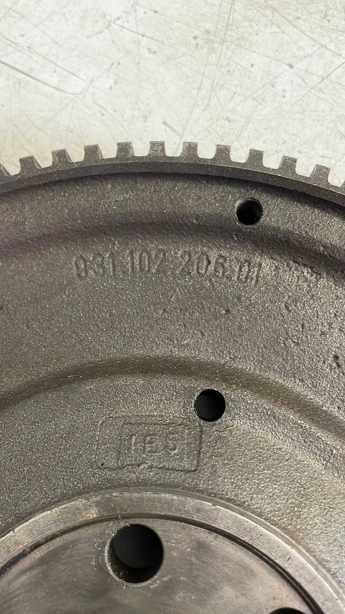 Porsche 924 Turbo Flywheel 93110220601, refurbished - Image 2