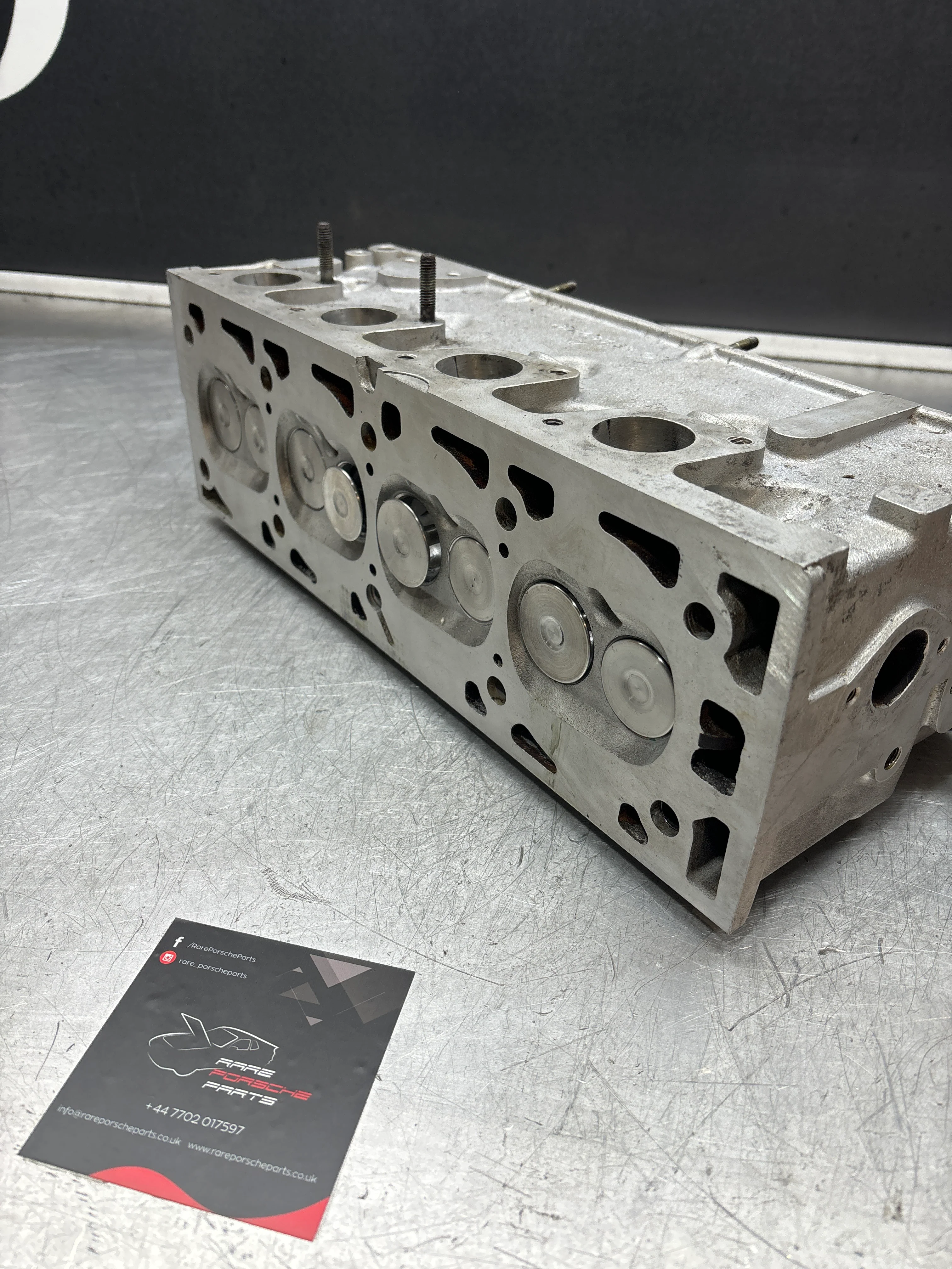 Porsche 924 Turbo reconditioned cylinder head with camshaft 9311043013R - Image 4