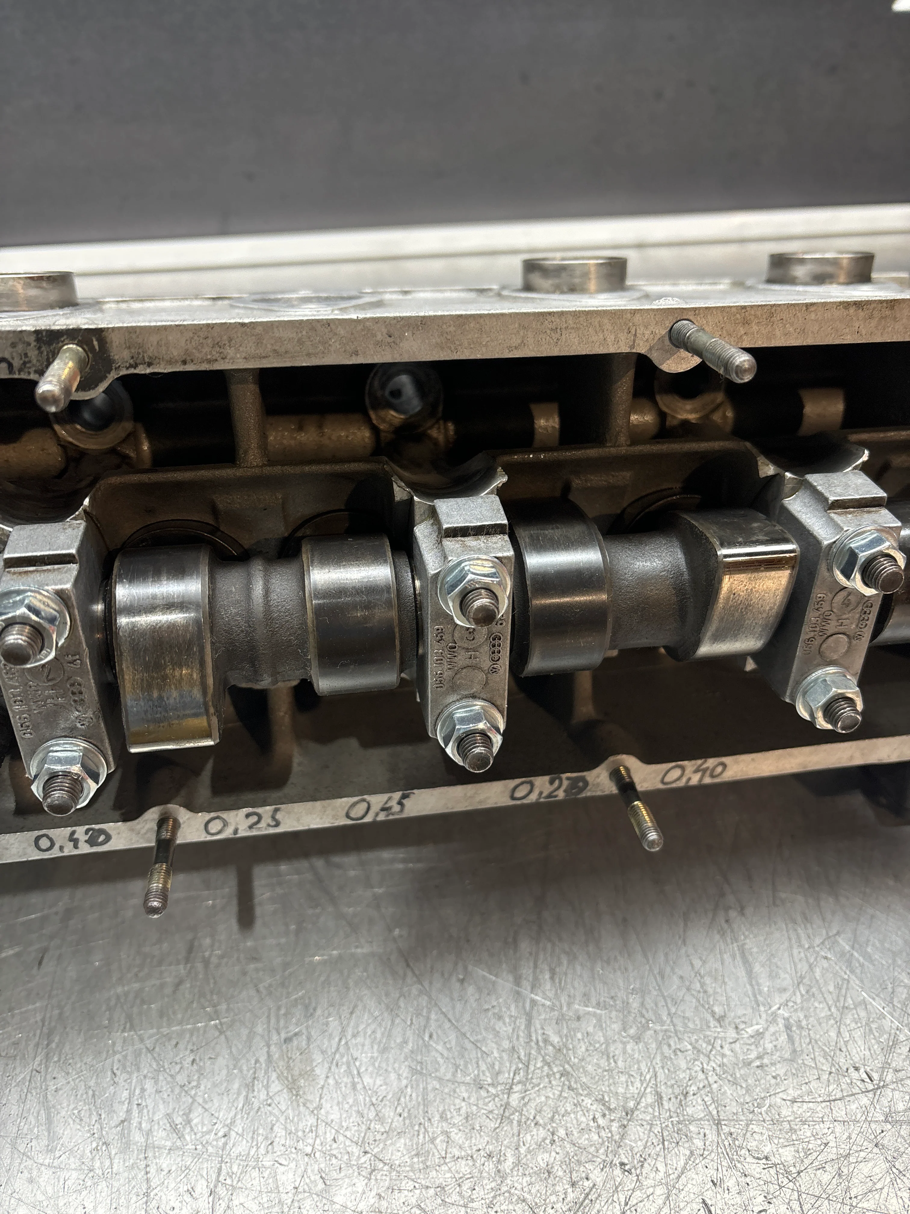 Porsche 924 Turbo reconditioned cylinder head with camshaft 9311043013R - Image 7