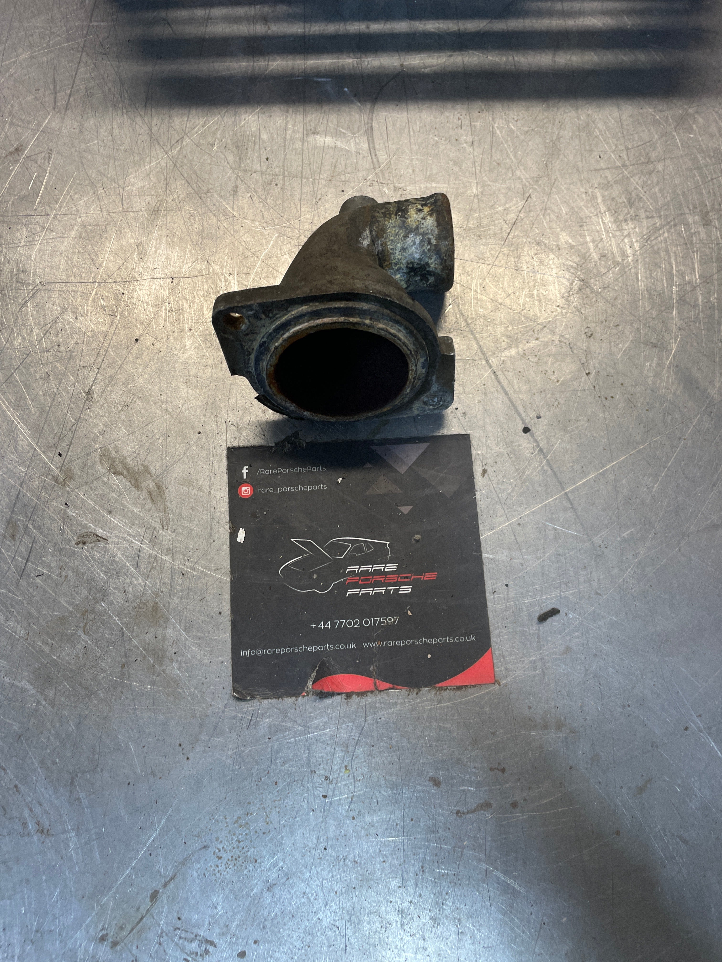 Porsche 924 Turbo thermostat housing top. 931 106 155 00 USED - Image 2