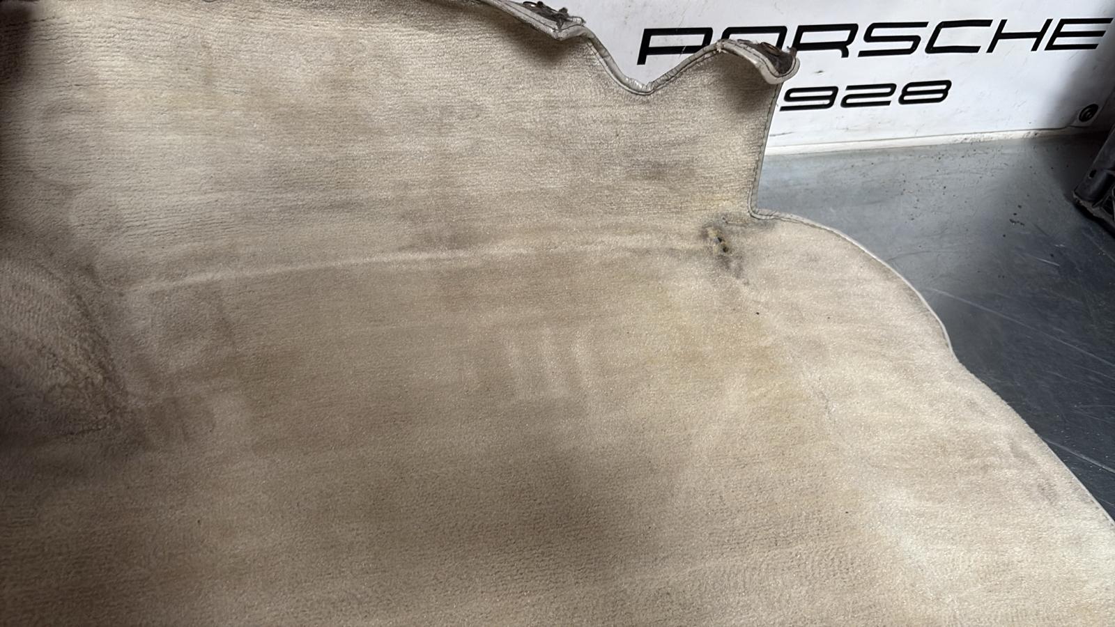 Porsche 924S 944 85.5- boot carpet, champagne, 94555506303 used, space saver wheel type - Image 11