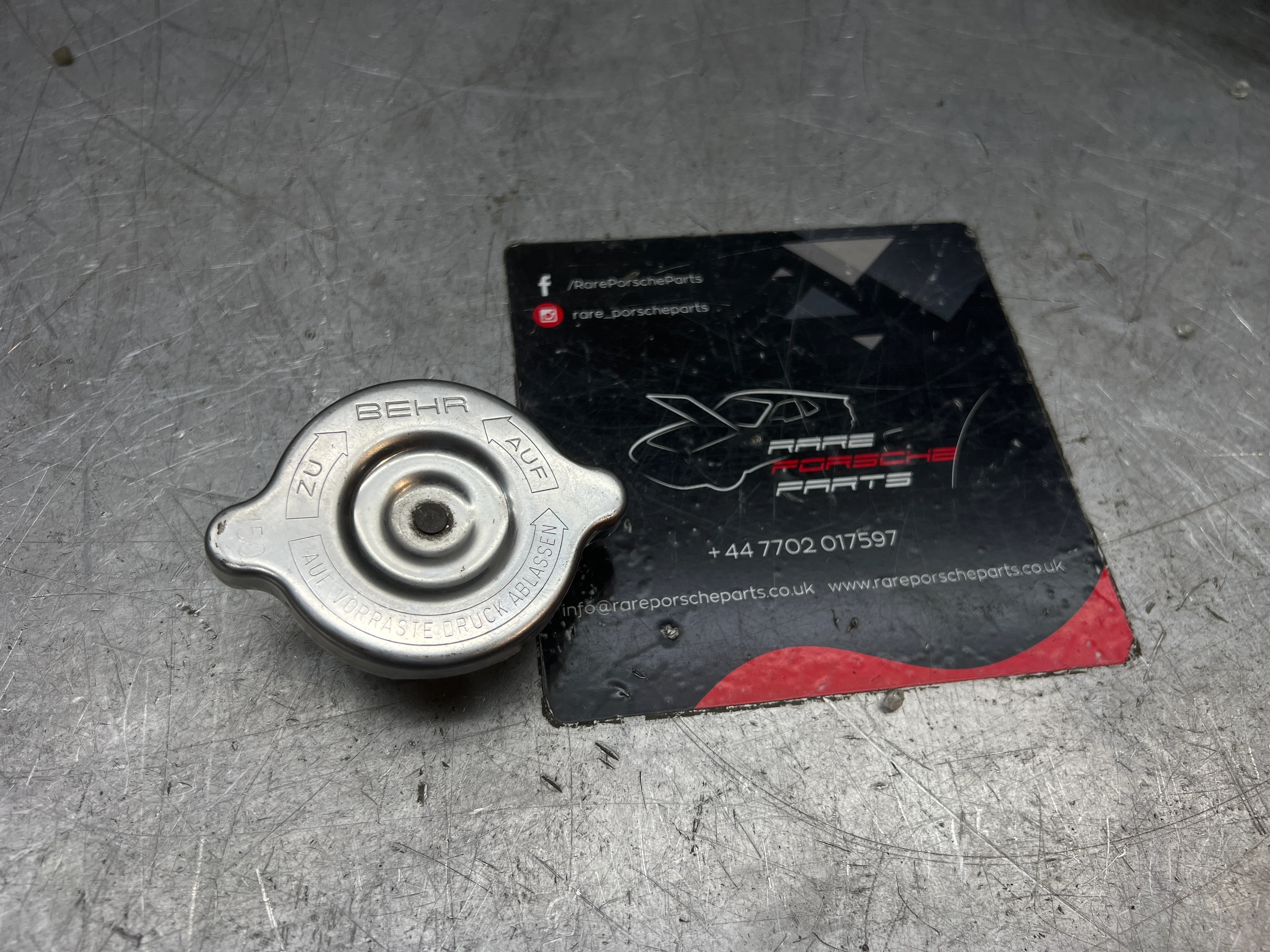 Porsche 924S 944 968 radiator expansion tank cap used - Image 2