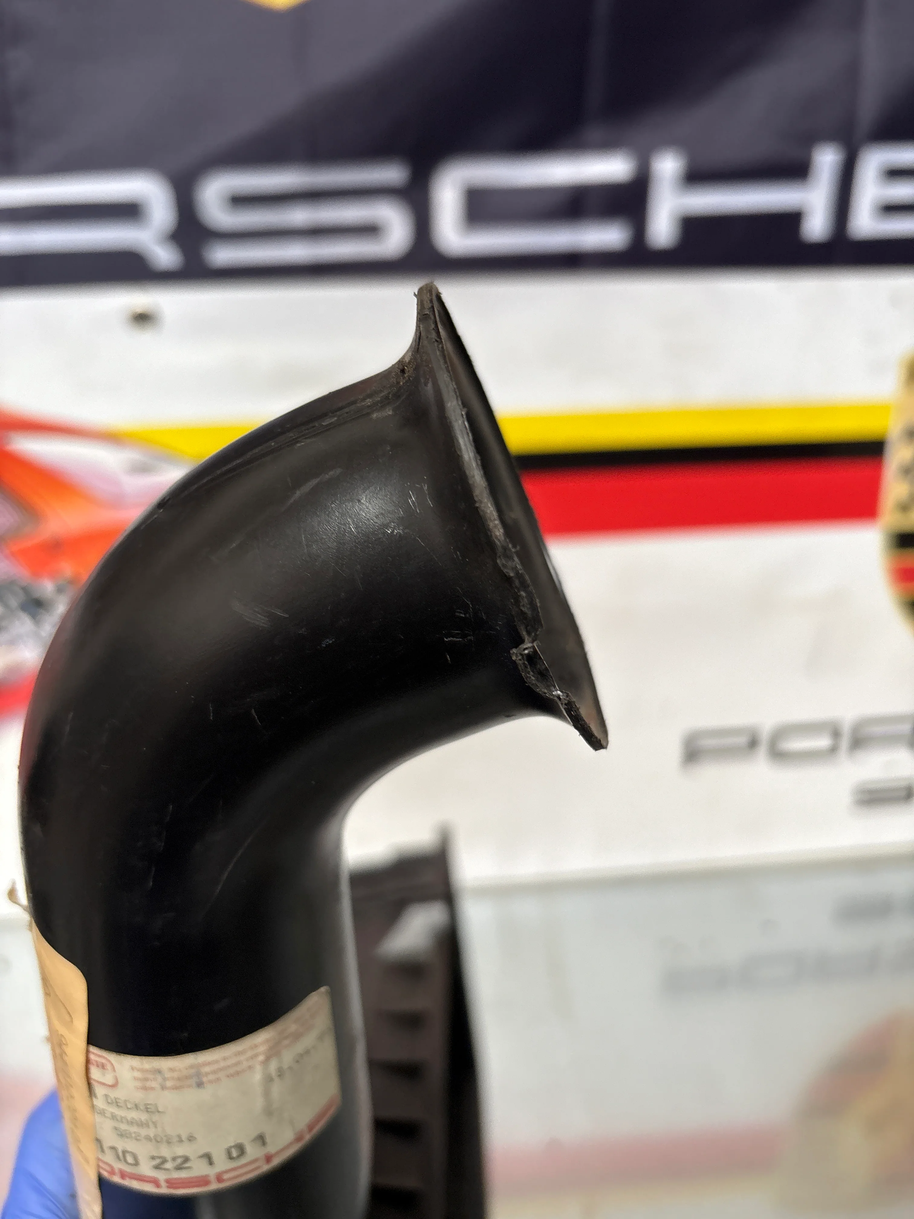 Porsche 924S 944 air box section. 94411001207 / 94411018602 - Image 5