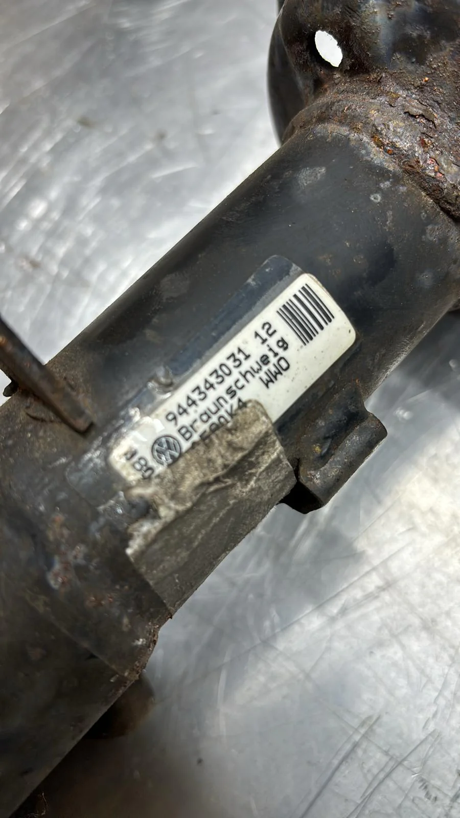 Porsche 924S / 944 front pair of front shock absorbers, used 94434303112 / 94434303212 - Image 7