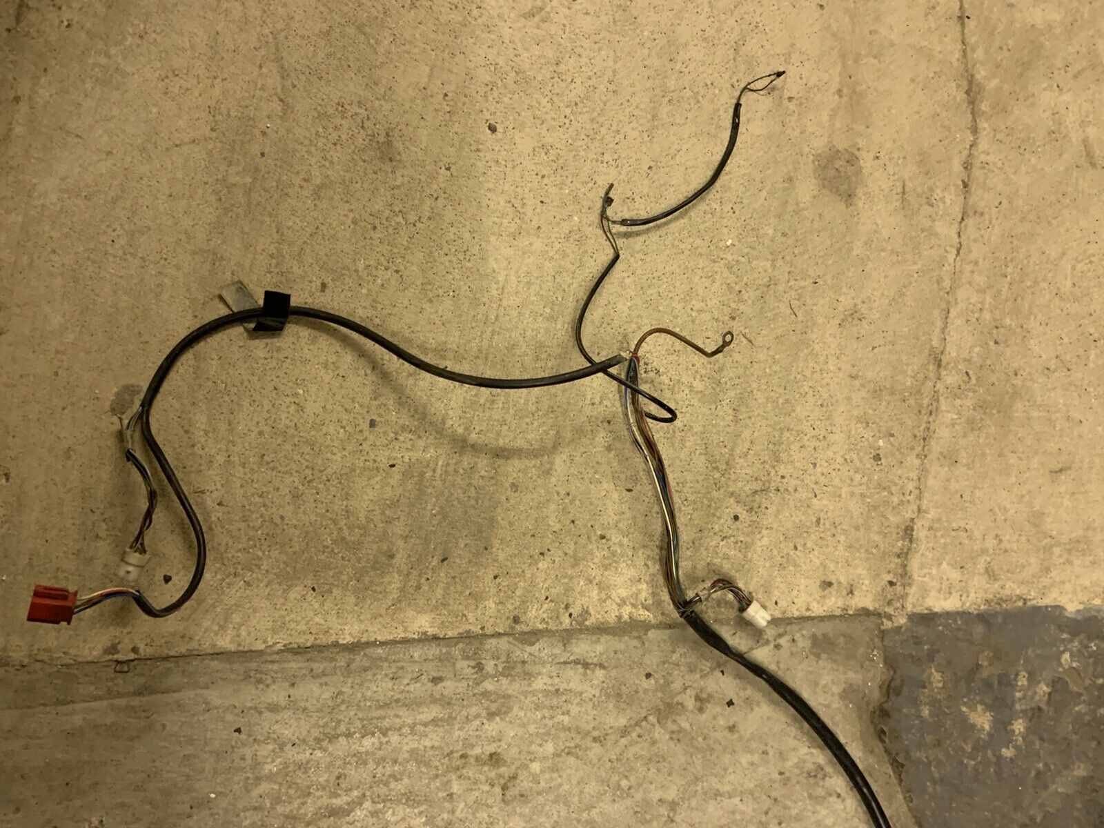 Porsche 924S/944 Rear Section Wiring Loom, Complete, Uncut - Image 4