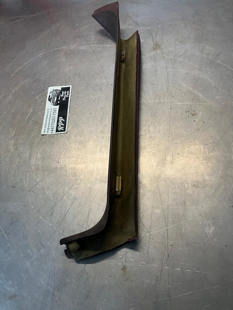 Porsche 928 A pillar trim 92855507302 left, burgundy, used - Image 2