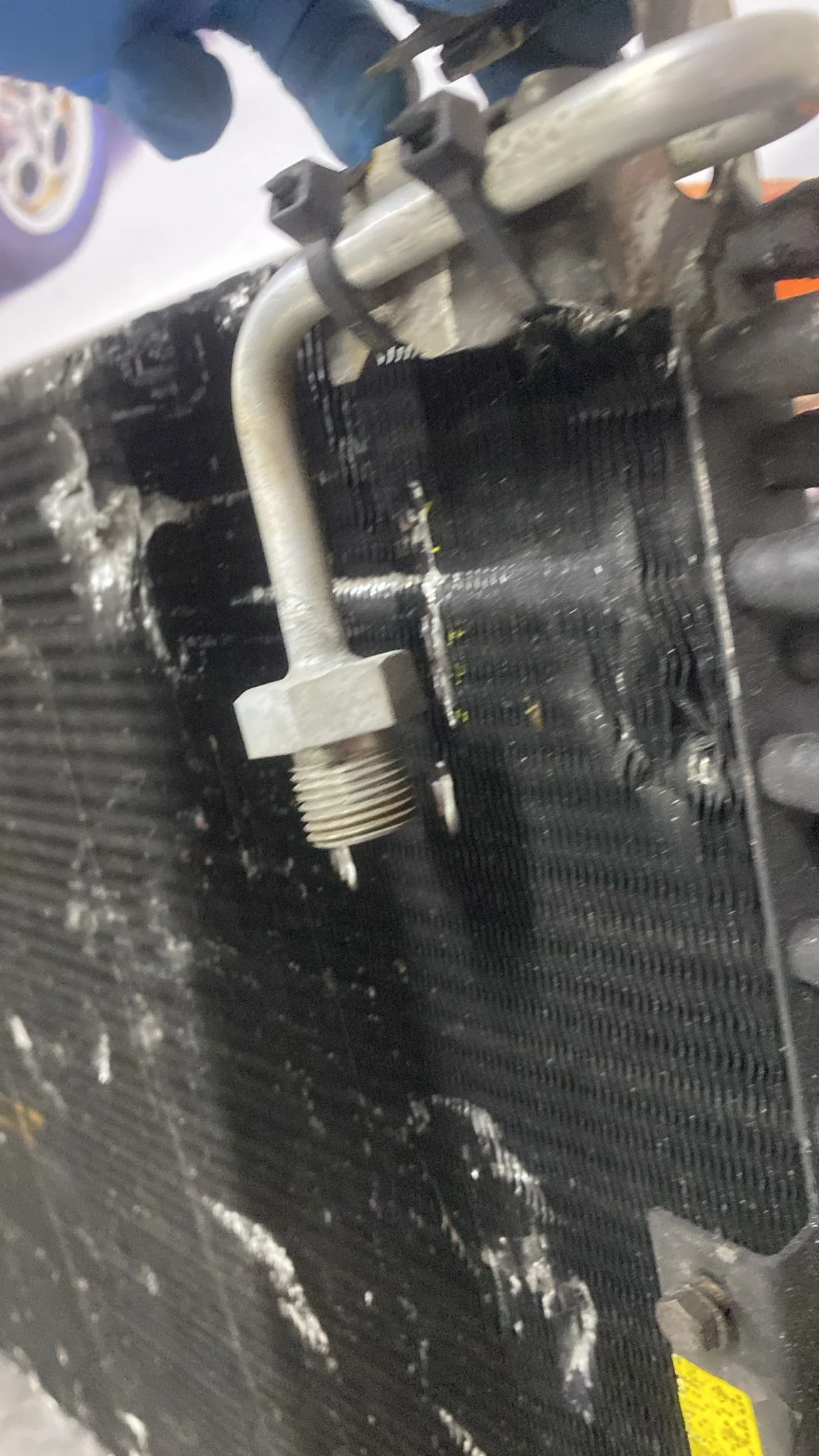 Porsche 928 air condition condenser, used Tested and repaired - Image 10