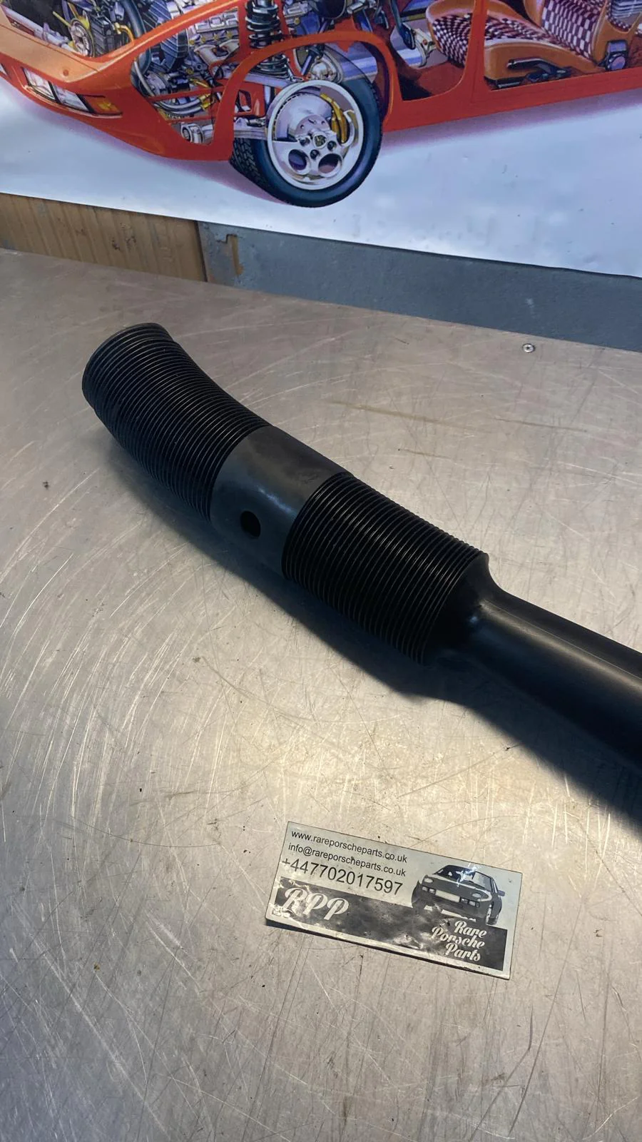 Porsche 928 Air intake suction hose, tube to air filter housing 92811027204 - Image 3