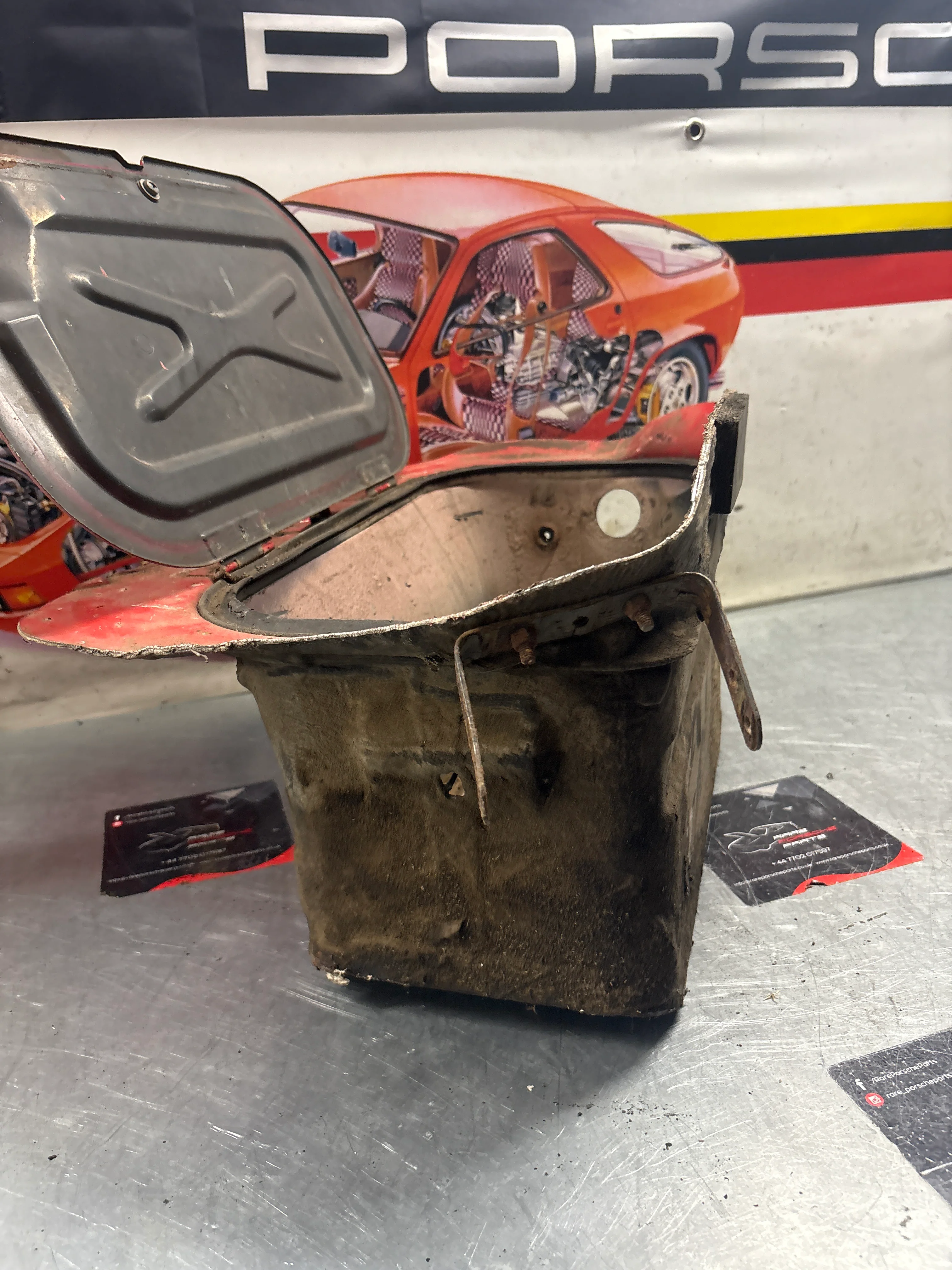 Porsche 928 Battery tray cut, 92850180502 used - Image 6