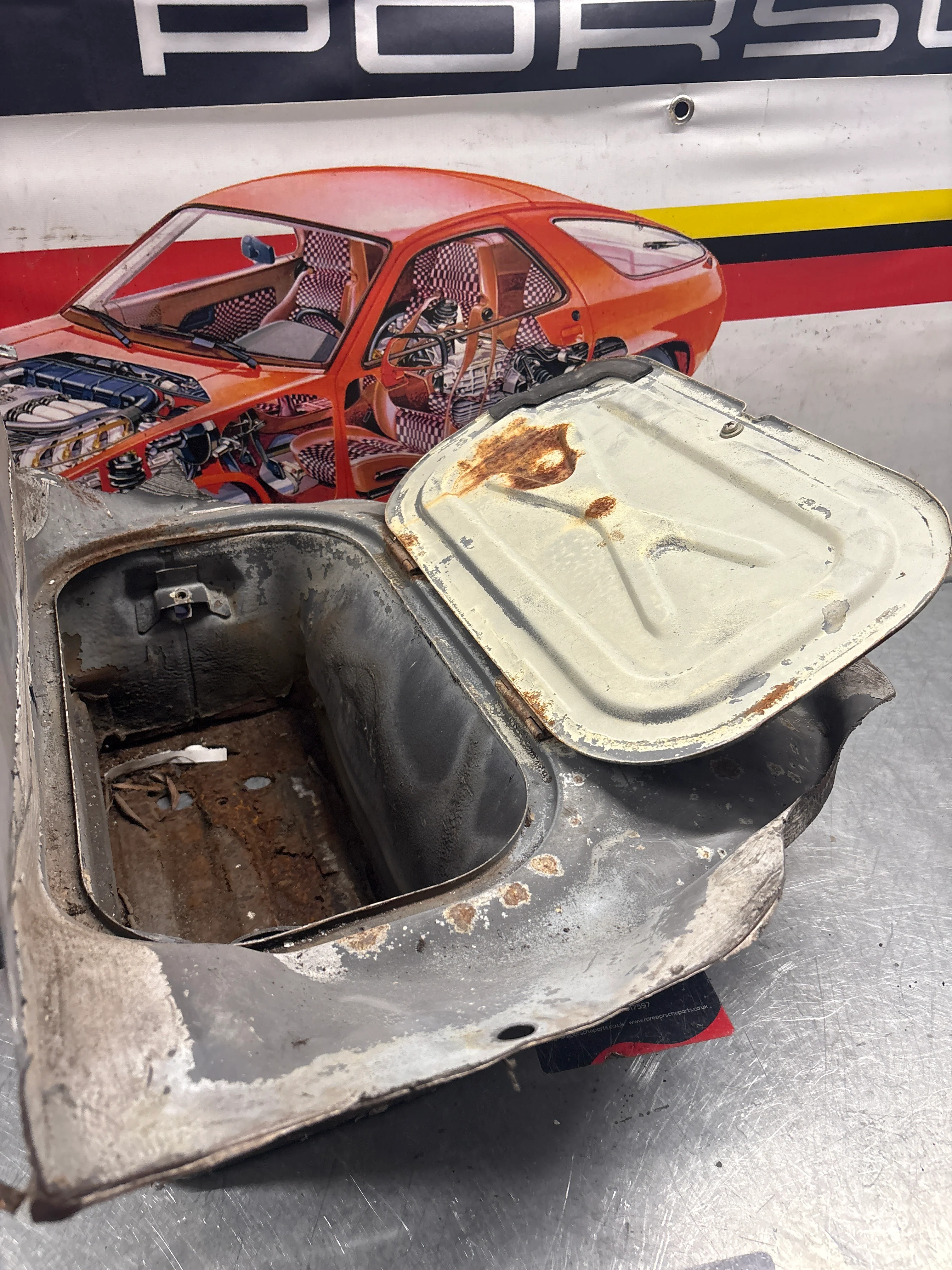 Porsche 928 Battery tray cut, 92850180502 used - Image 3