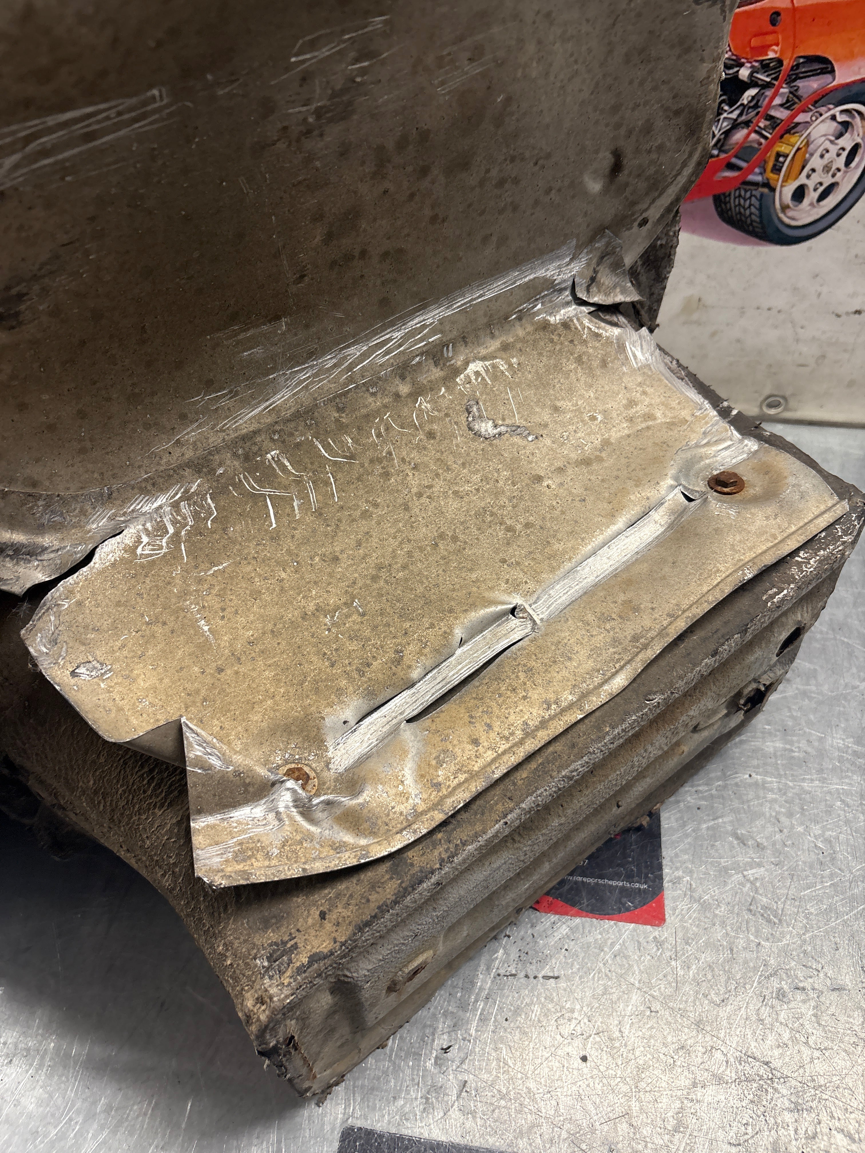 Porsche 928 Battery tray cut, 92850180502 used - Image 9