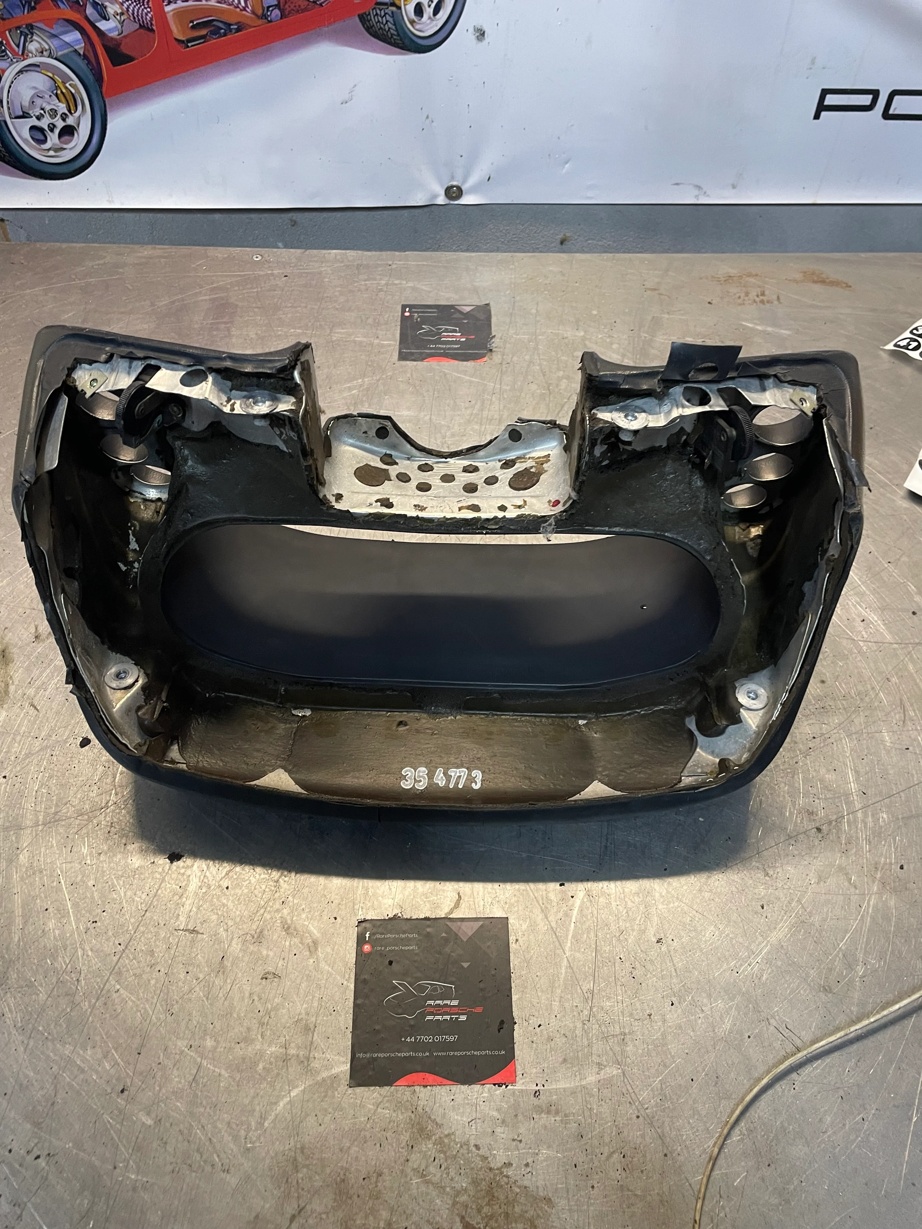 Porsche 928 black dashboard trim, used - Image 3