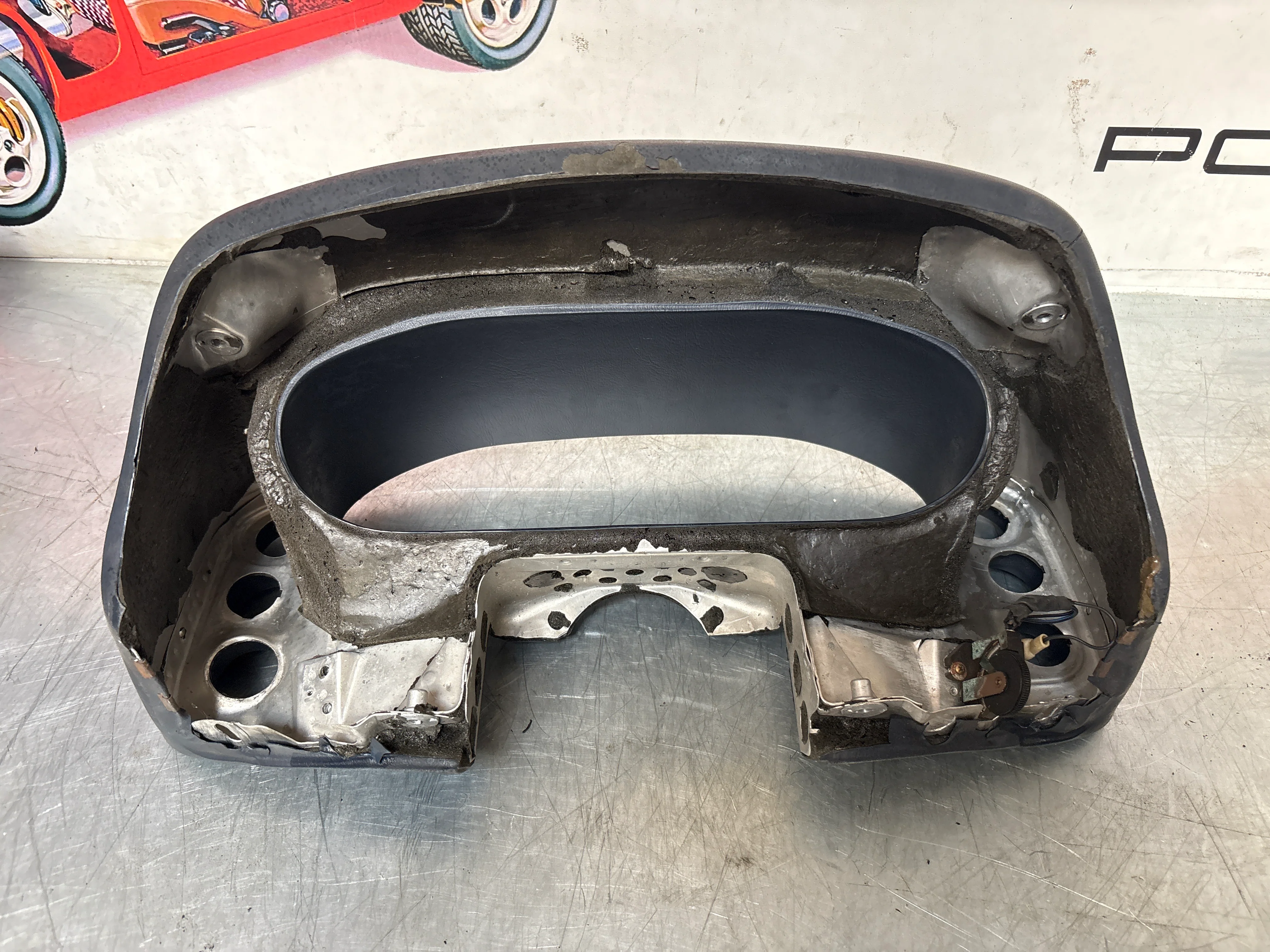 Porsche 928 blue dashboard trim, used - Image 5