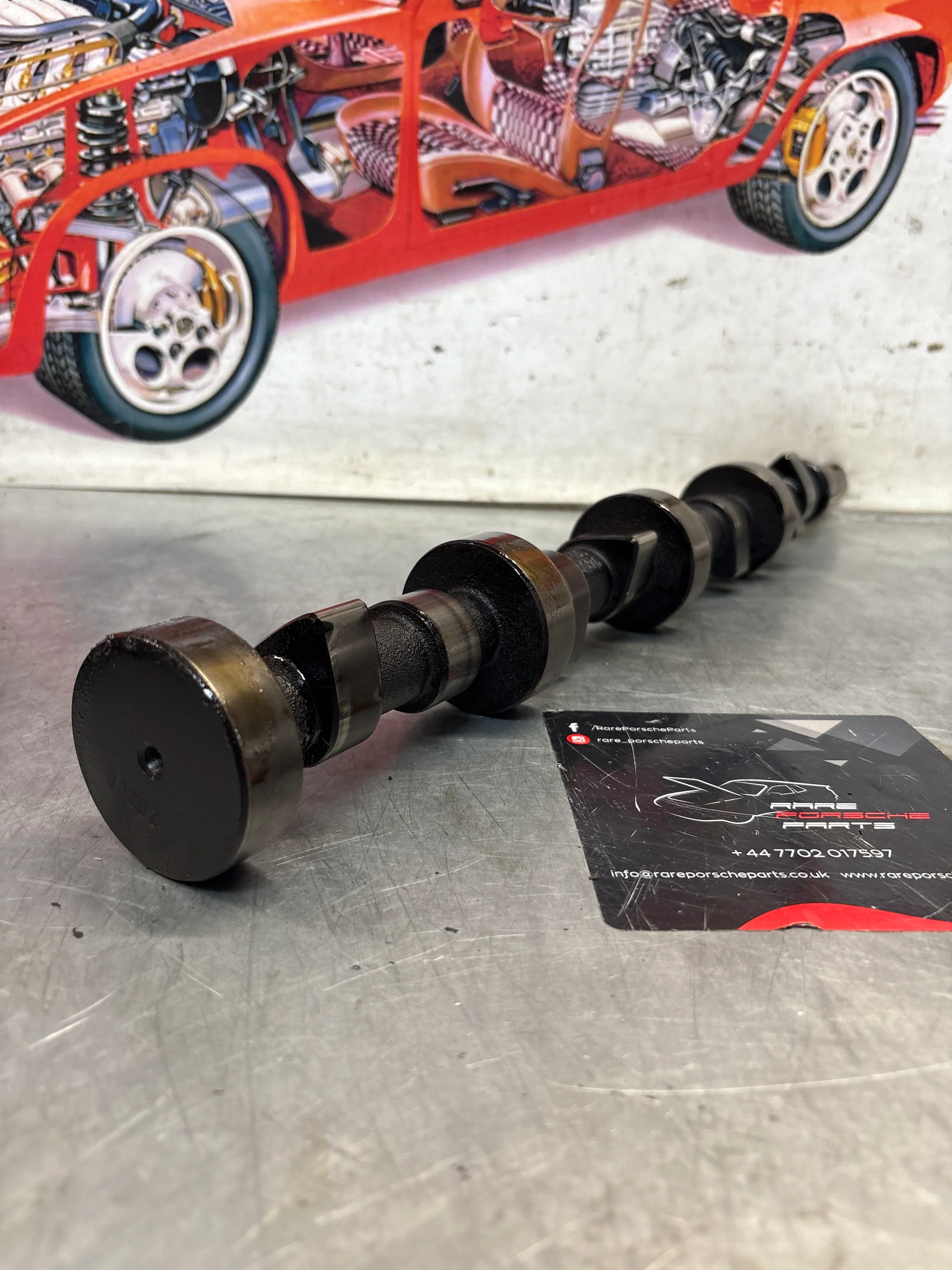 Porsche 928 cam shaft, used 9281052030R - Image 5