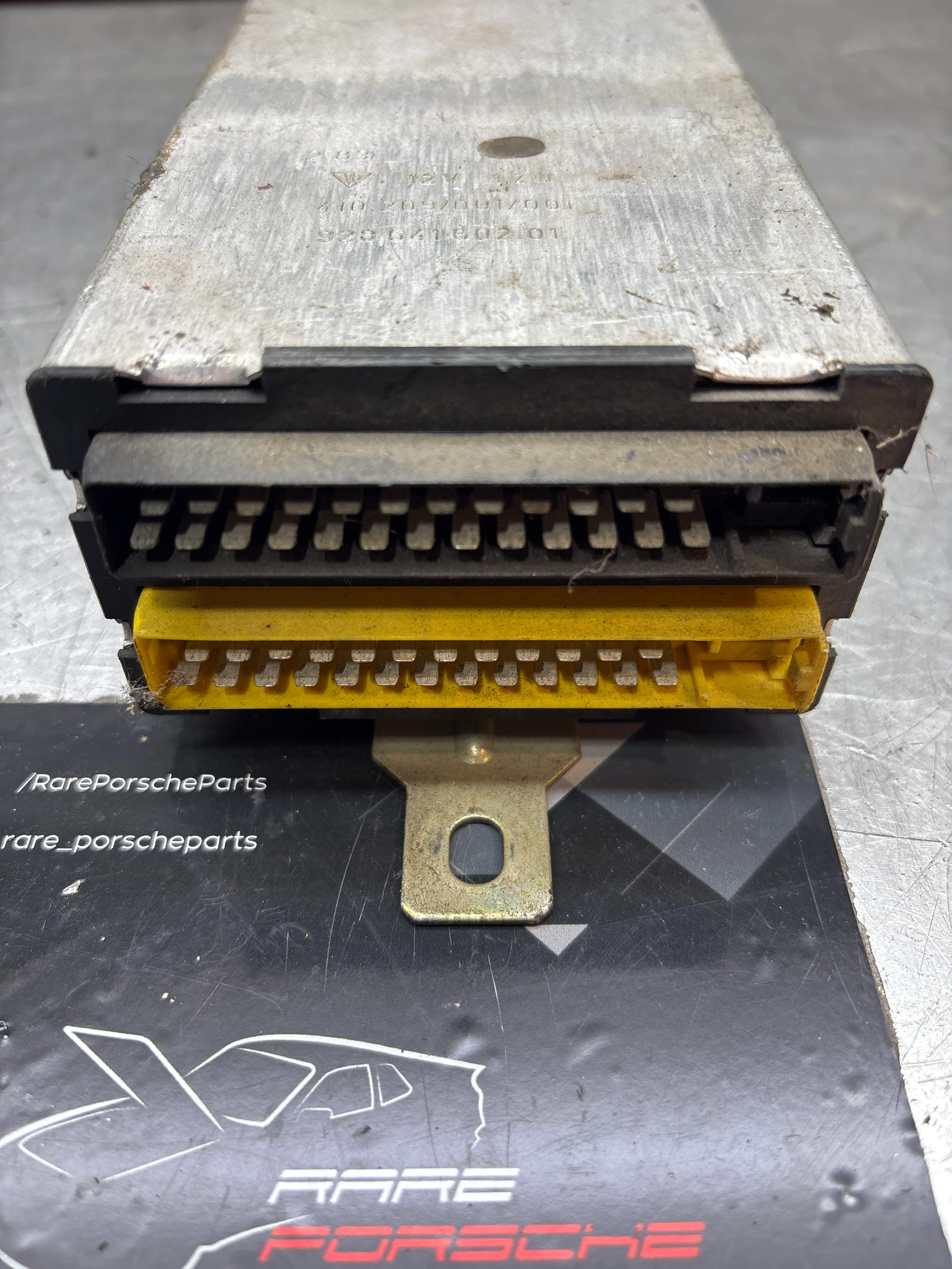 Porsche 928 central control unit ECU, used 92864160201 - Image 3