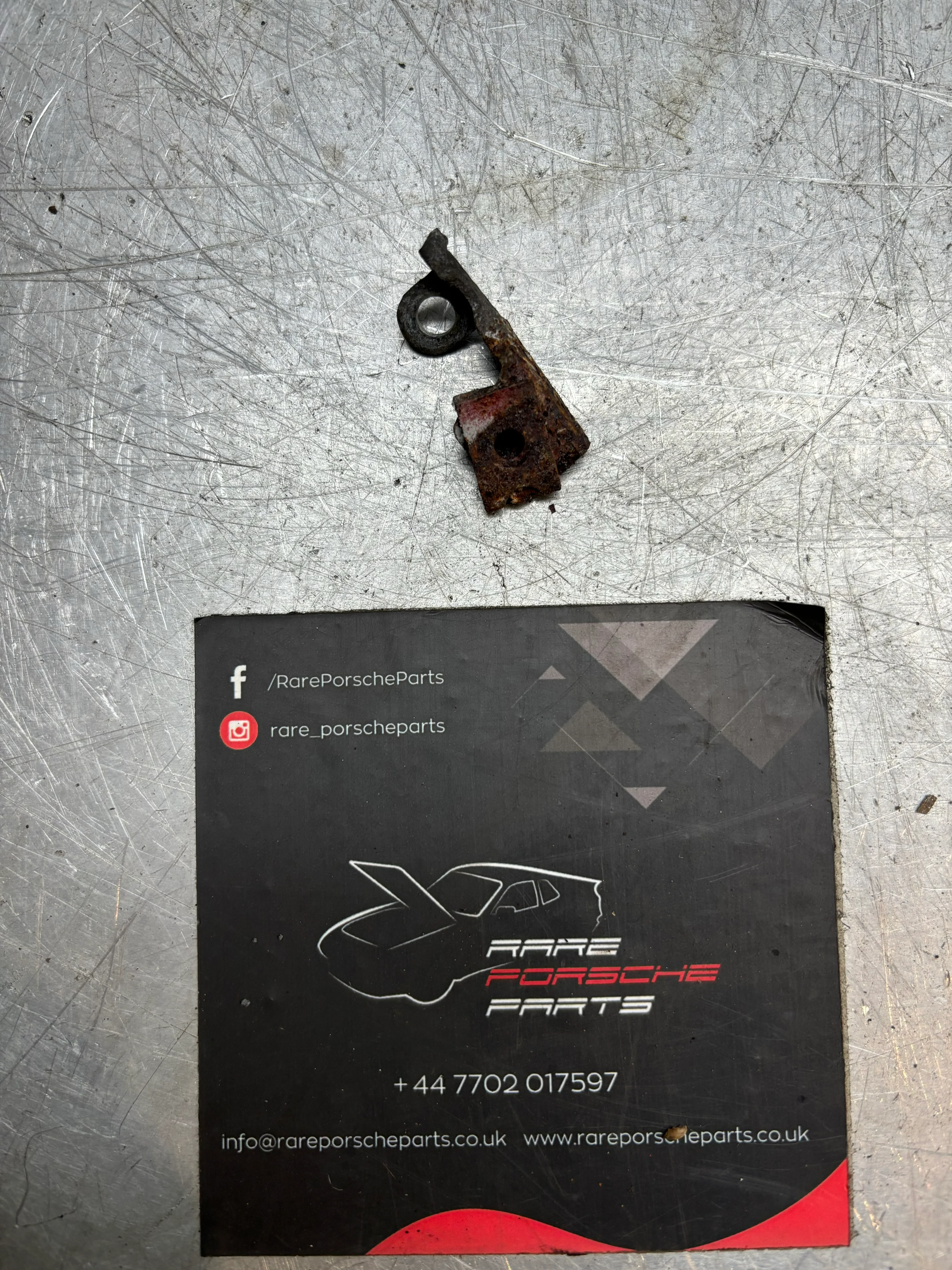 Porsche 928 driving light frame bracket 92863143701 used - Image 3