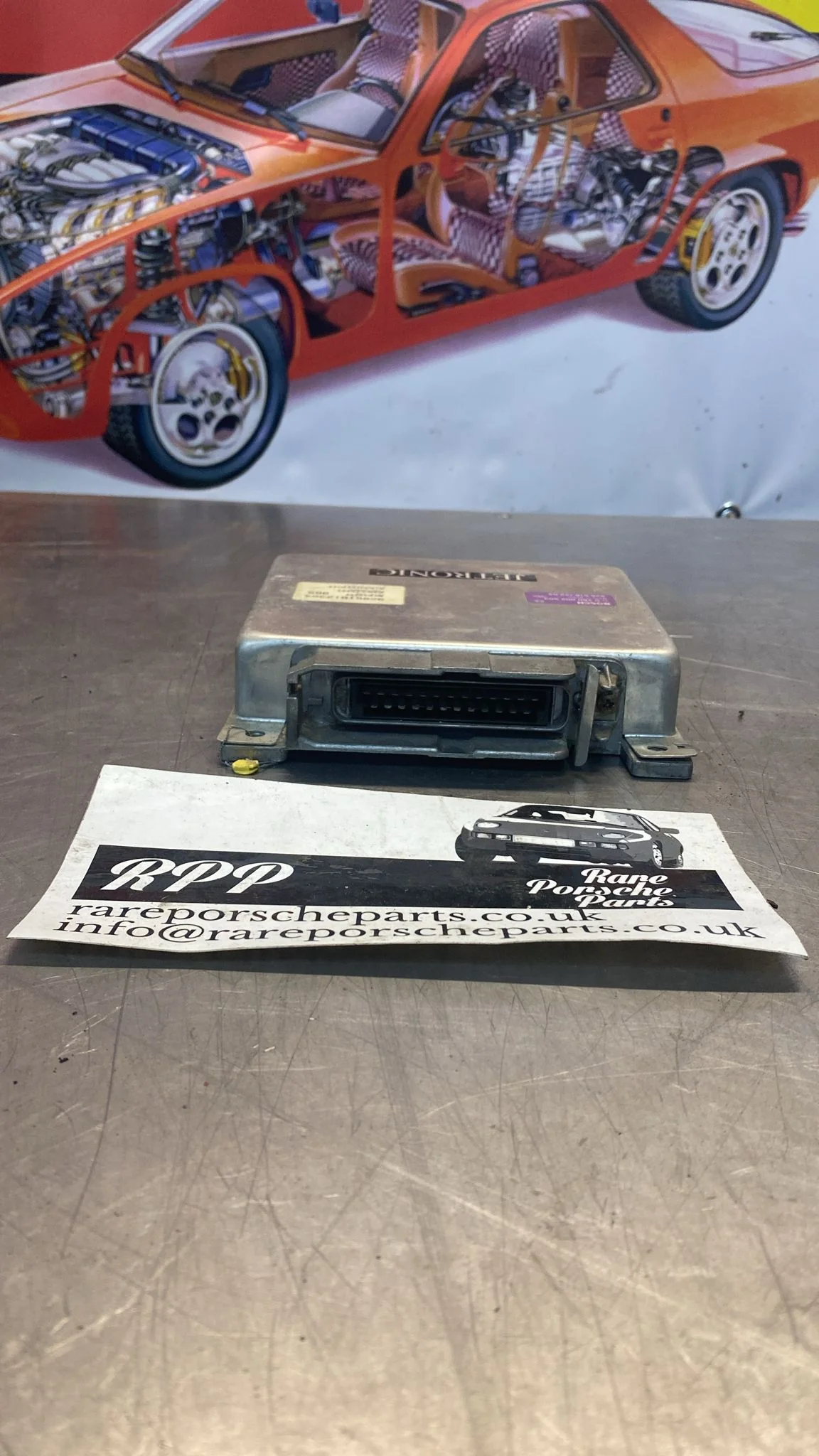 Porsche 928S ‘85-86 engine ECU 92861812304