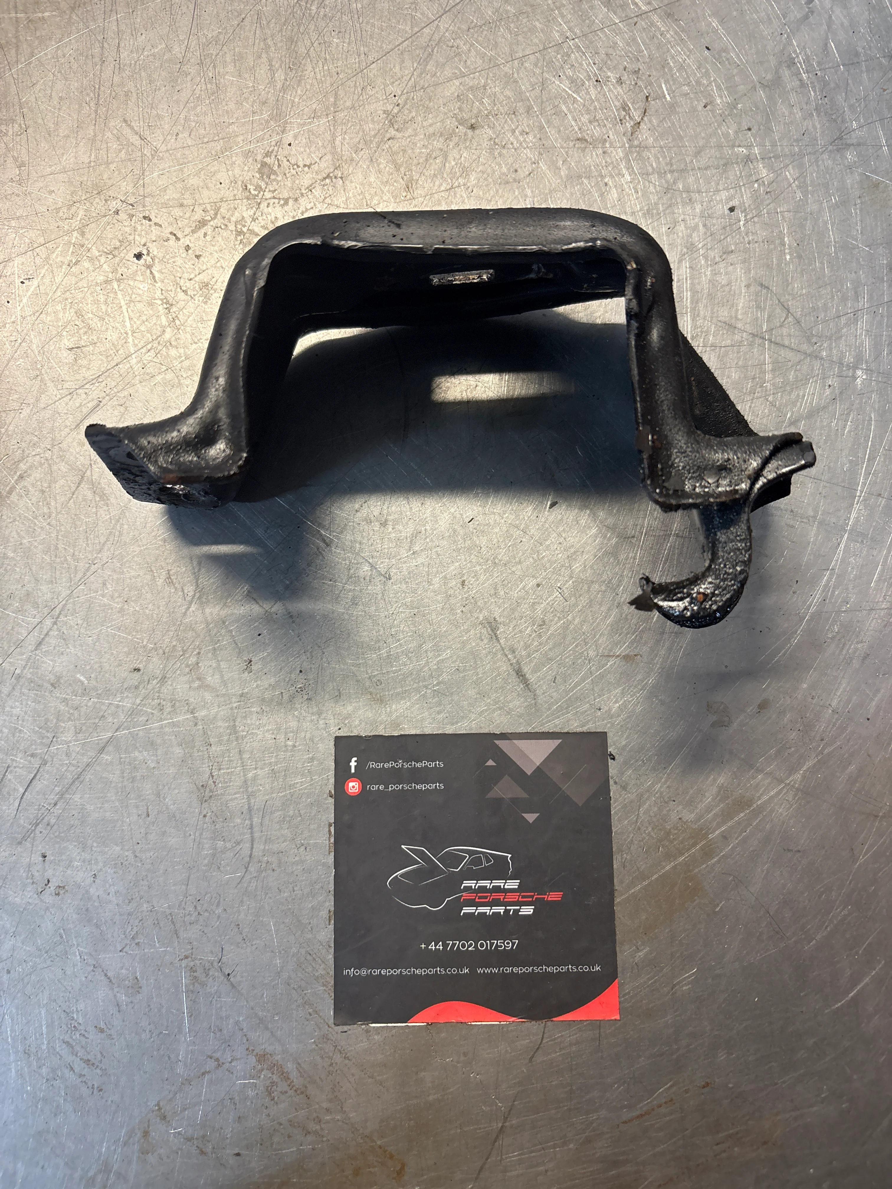 Porsche 928 S4 engine mount bracket, 92837506901, used