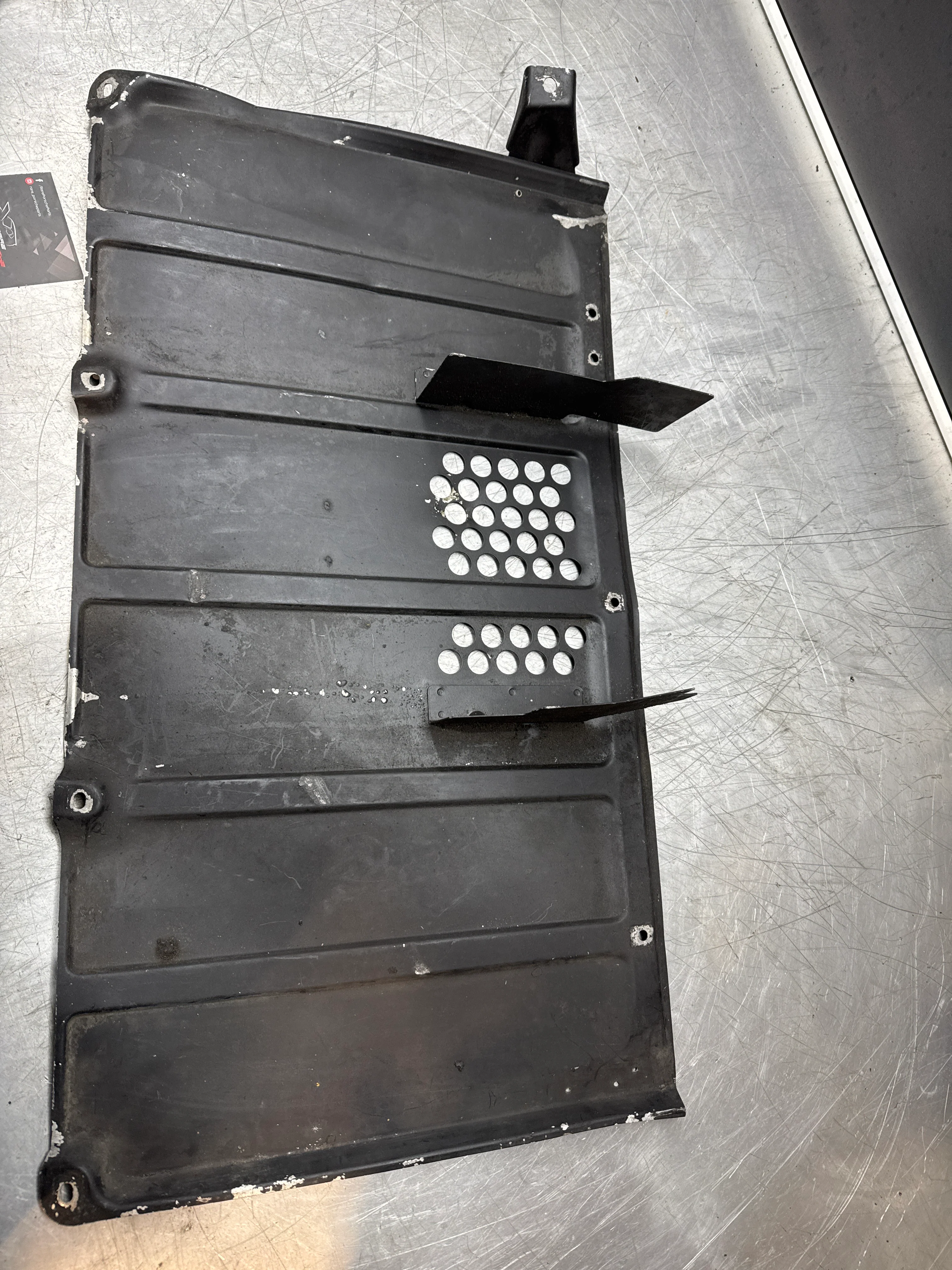 Porsche 928 engine undertray 92850402902 used - Image 2
