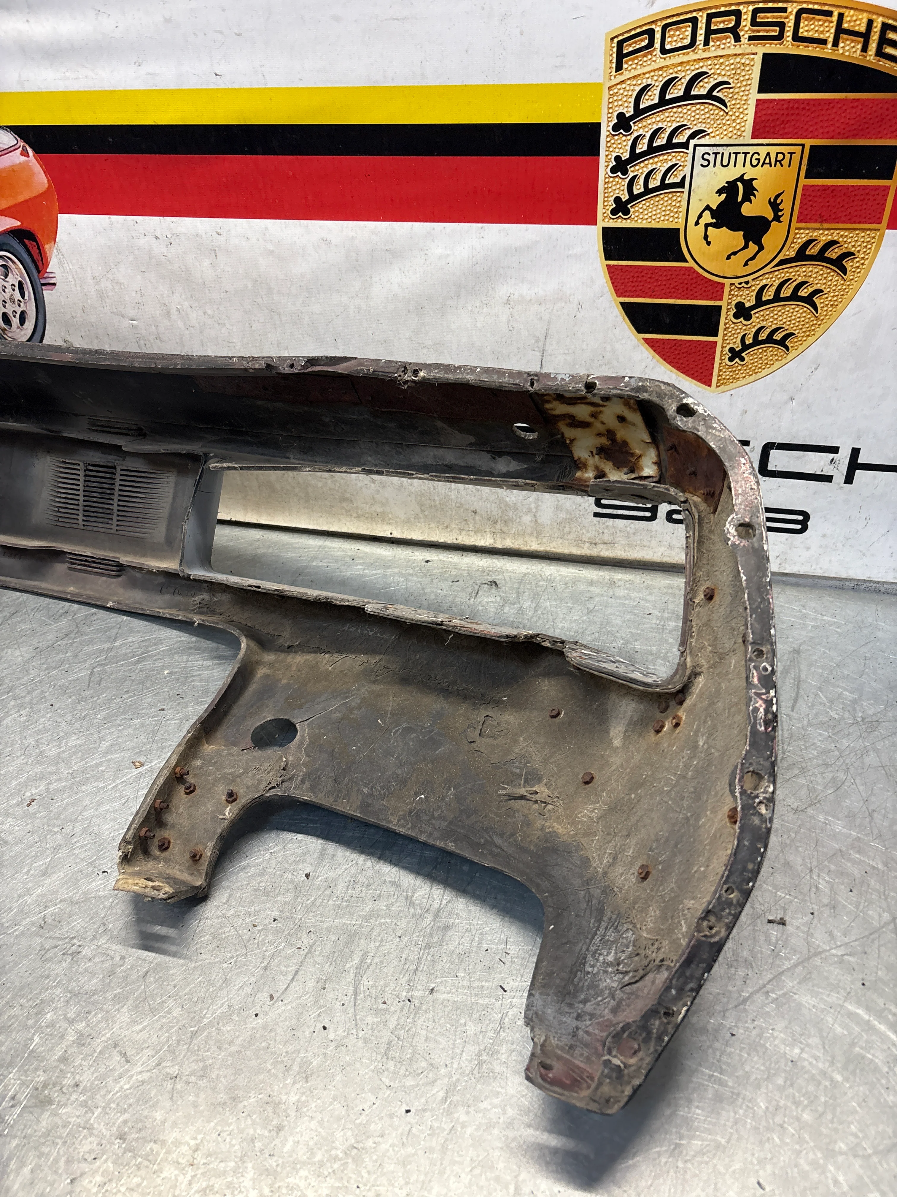 Porsche 928 front bumper cover panel, used 92850501306 - Image 18