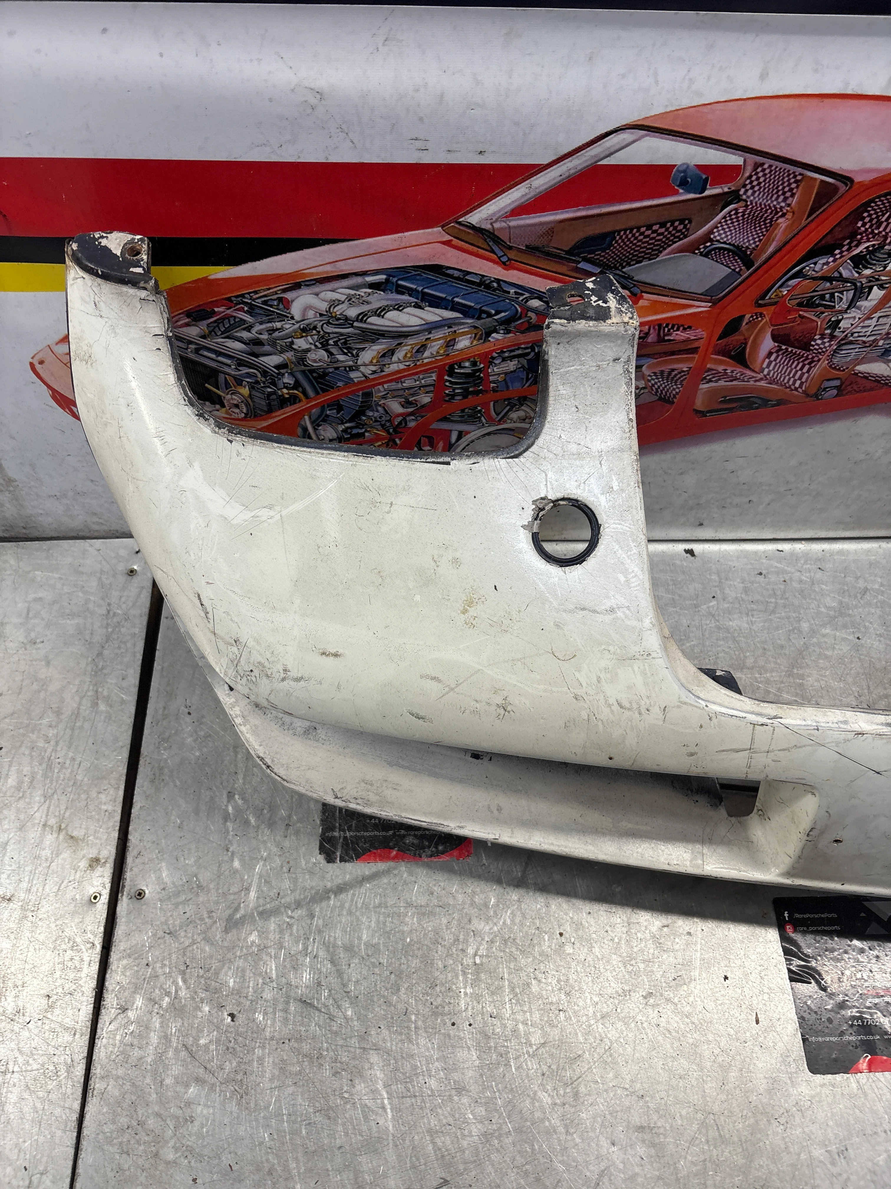Porsche 928 front bumper cover panel, used 92850501306 - Image 3