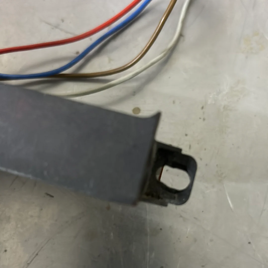 Porsche 928 front center dash panel 92864160915 used - Image 4