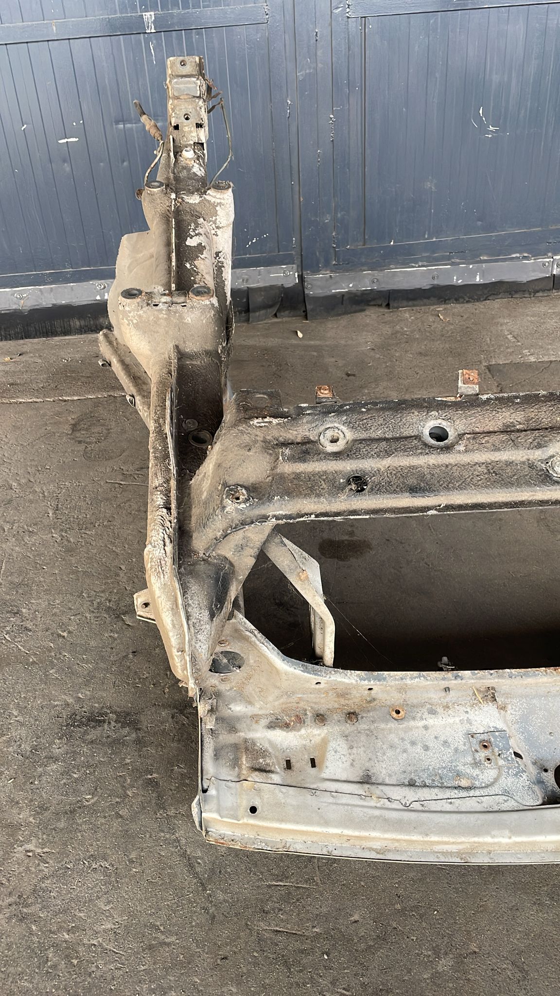 Porsche 928 front cut with left  wheel housing 92850194905 - Image 10