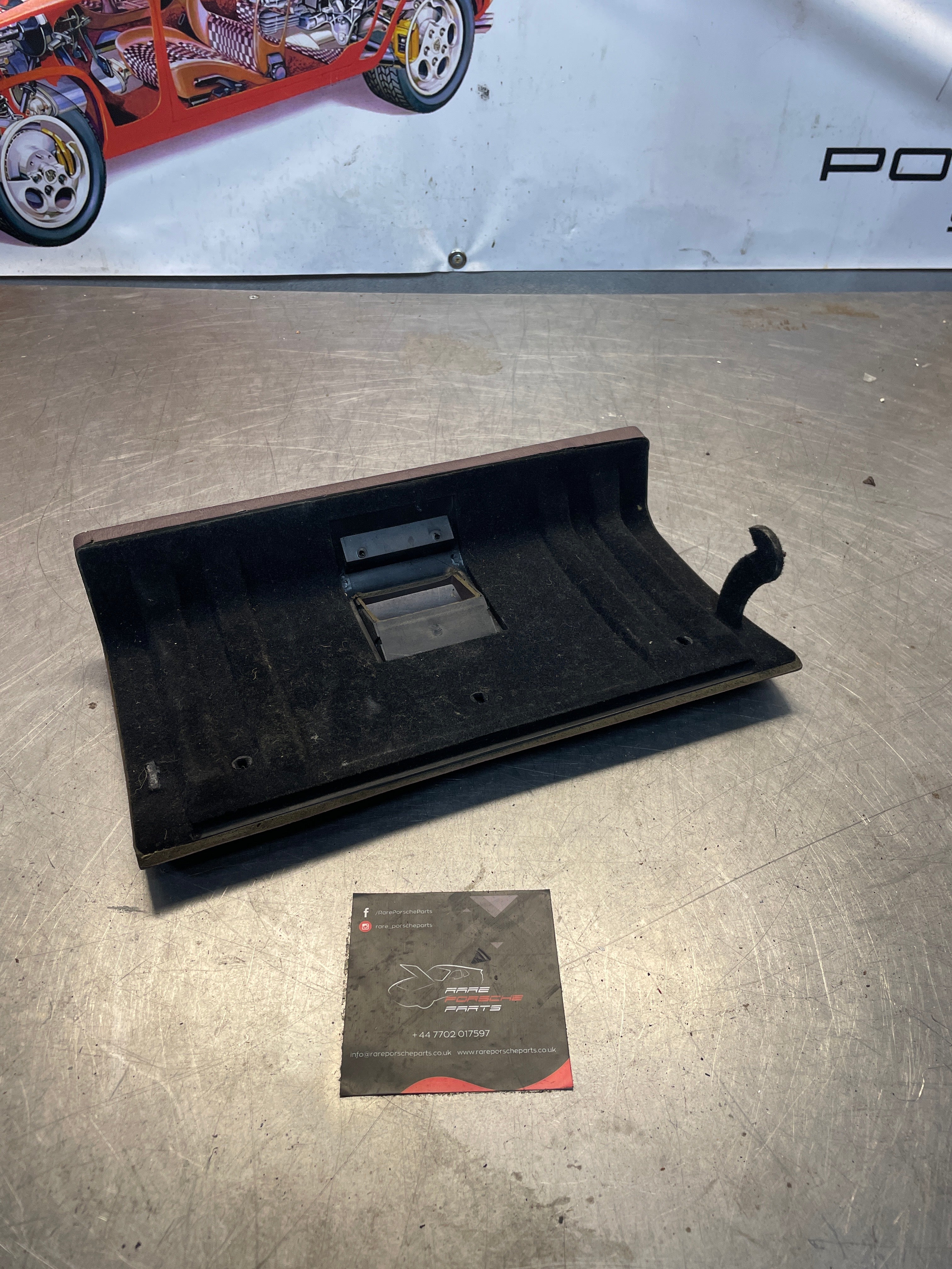 Porsche 928 glove box door, used, burgundy - Image 5