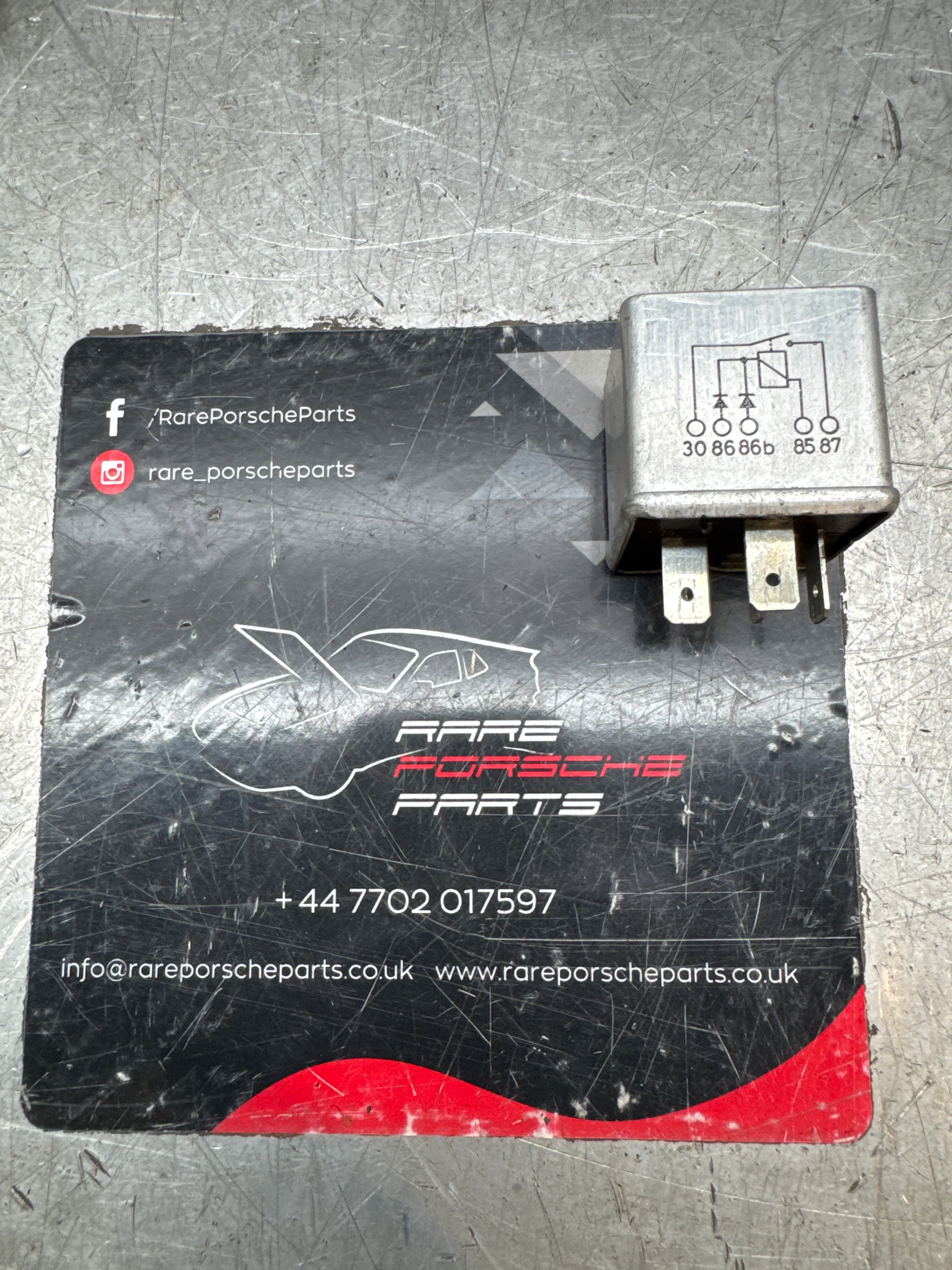 Porsche 928 relay, used 92861513700 - Image 3