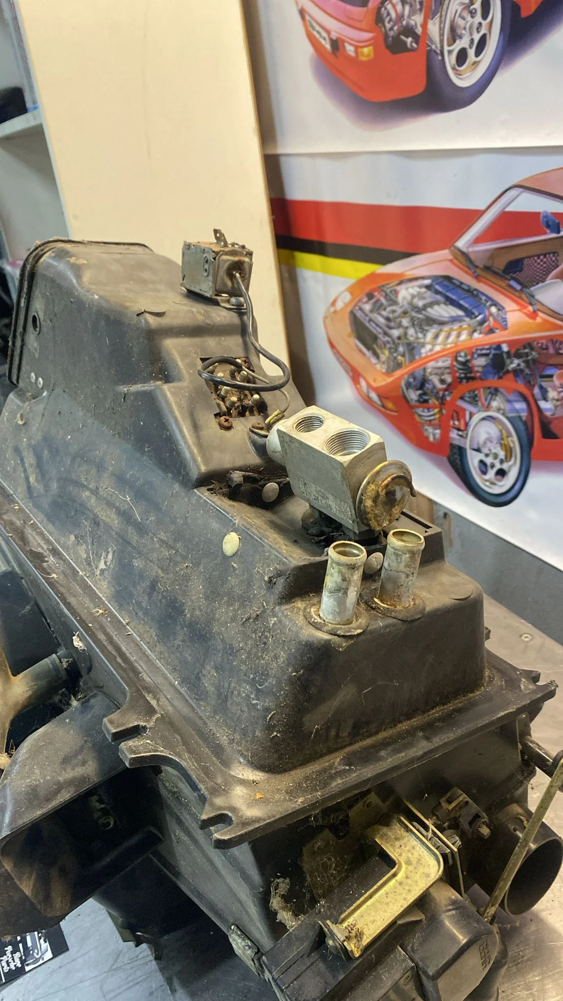 Porsche 928 heater box, LHD, 92857303604, used - Image 3