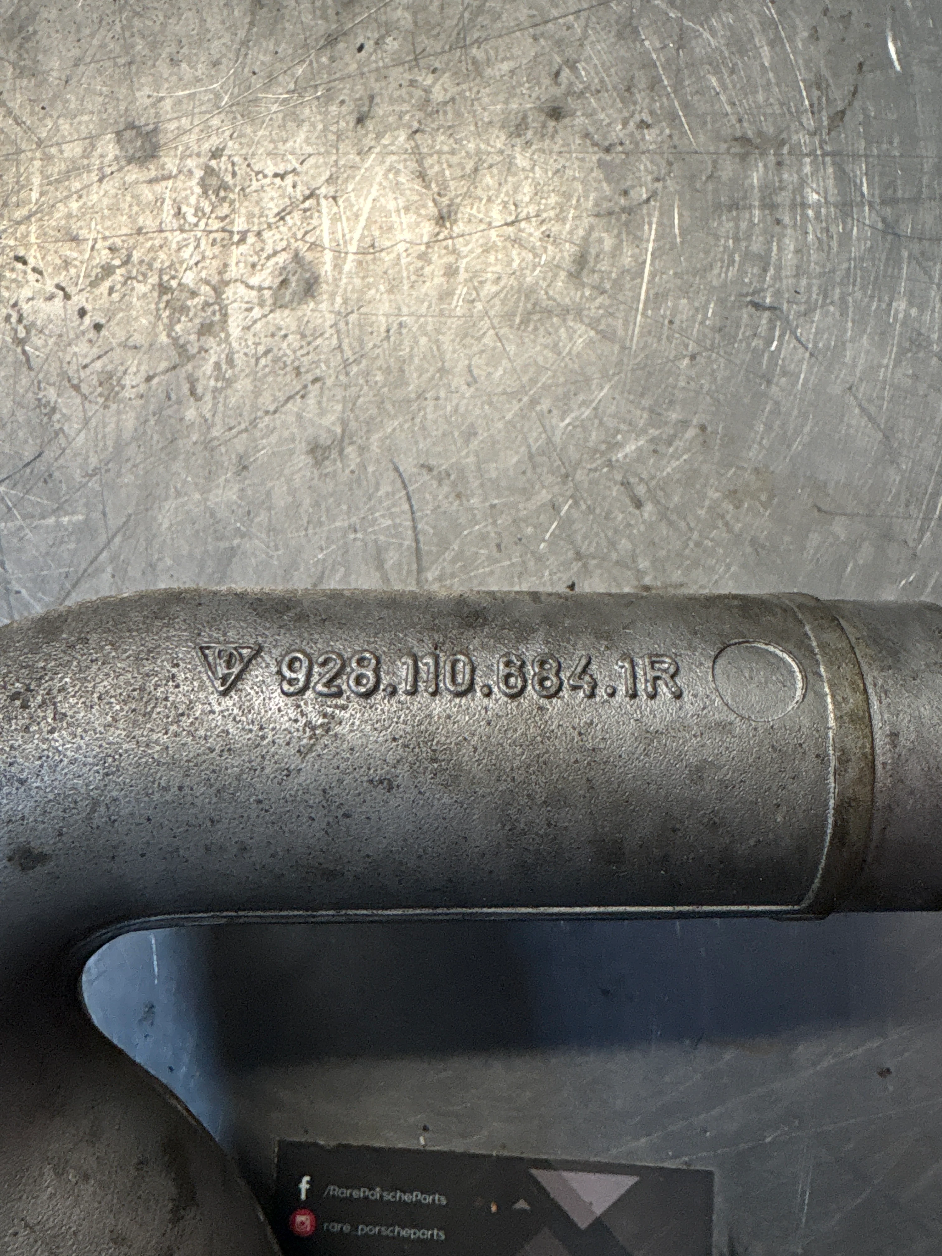 Porsche 928 Inlet manifold pipe, used 9281106841R - Image 5
