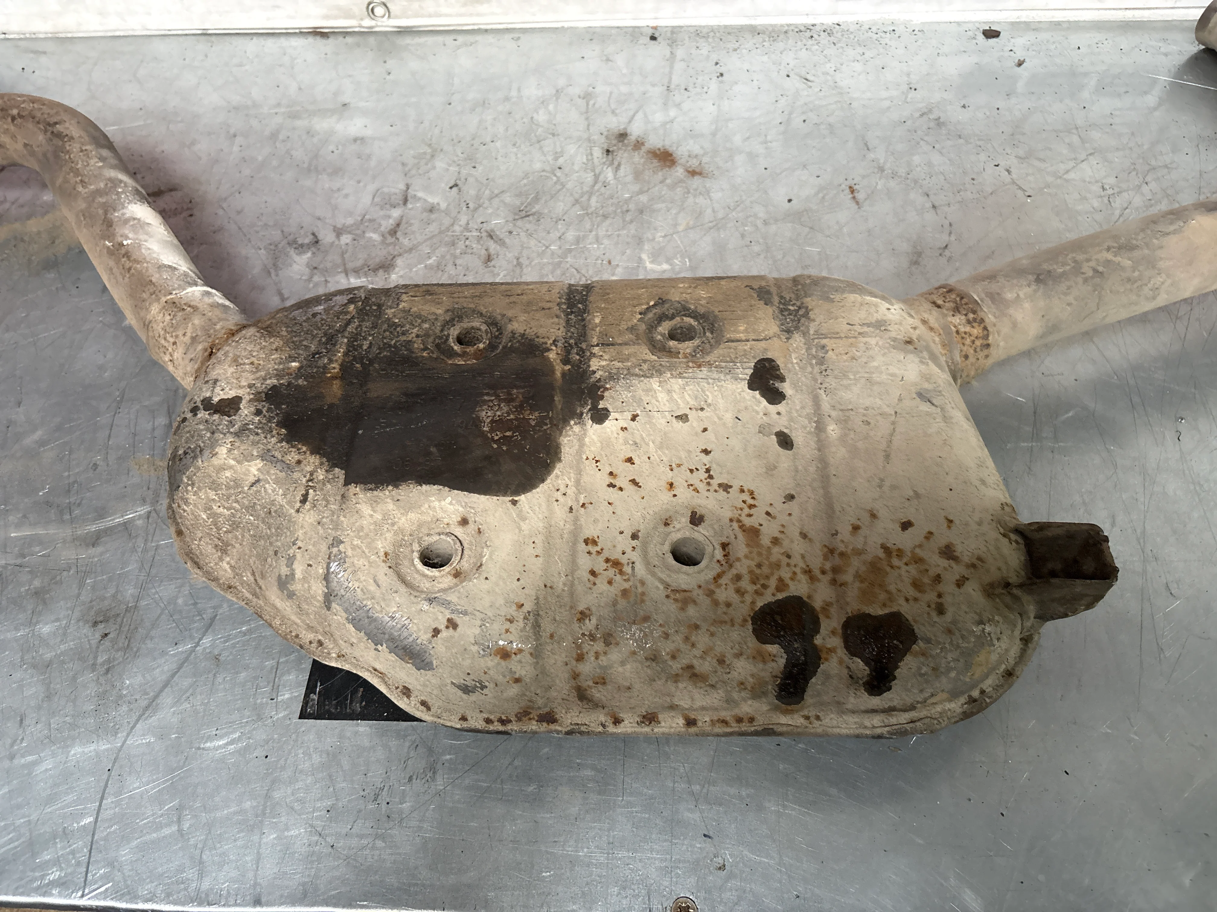 Porsche 928 Right side silencer, used 92811109401 - Image 7