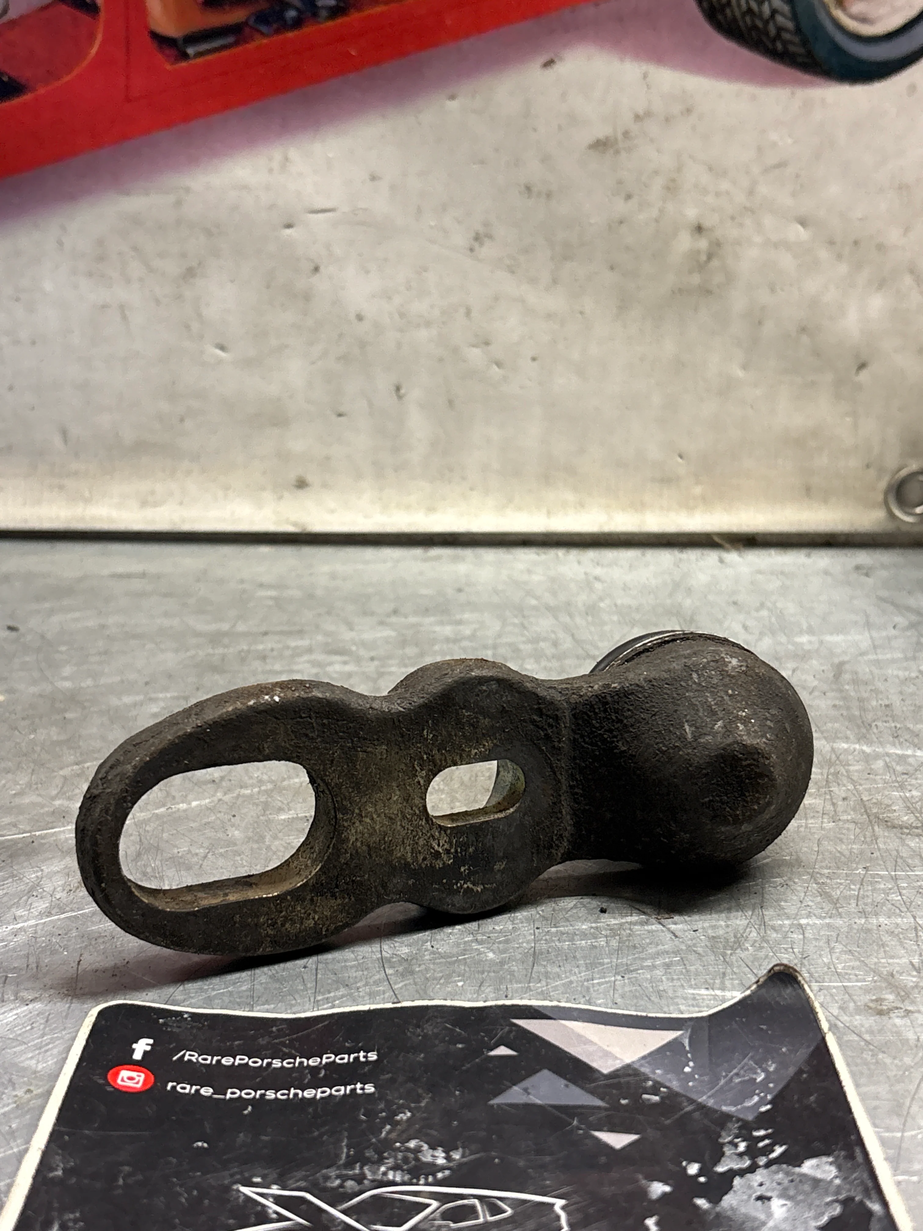 Porsche 928 lower control arm ball joint, used 92834104912 - Image 3
