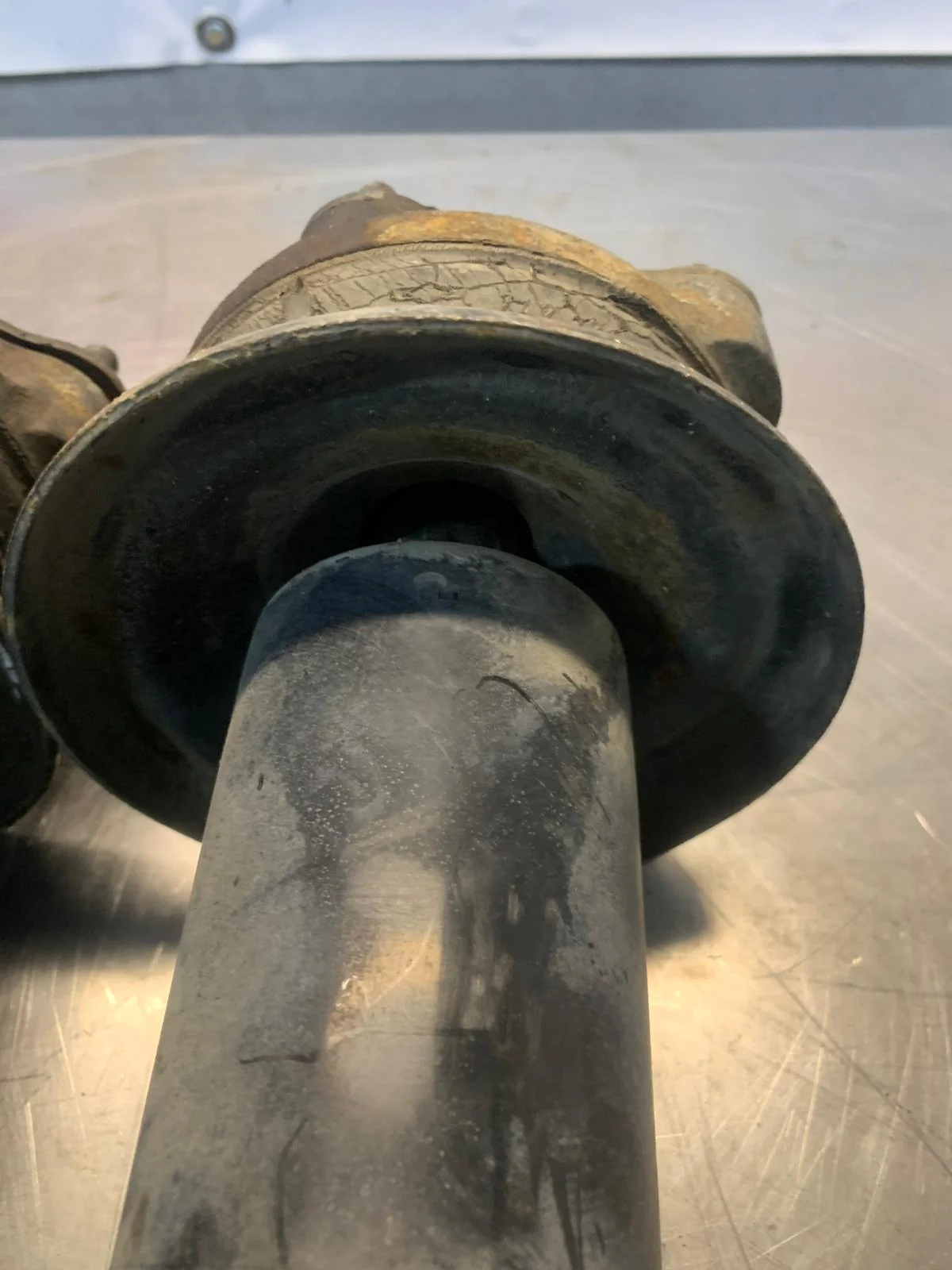 Porsche 928 pair of front shock absorber, used 92834305504 - Image 7
