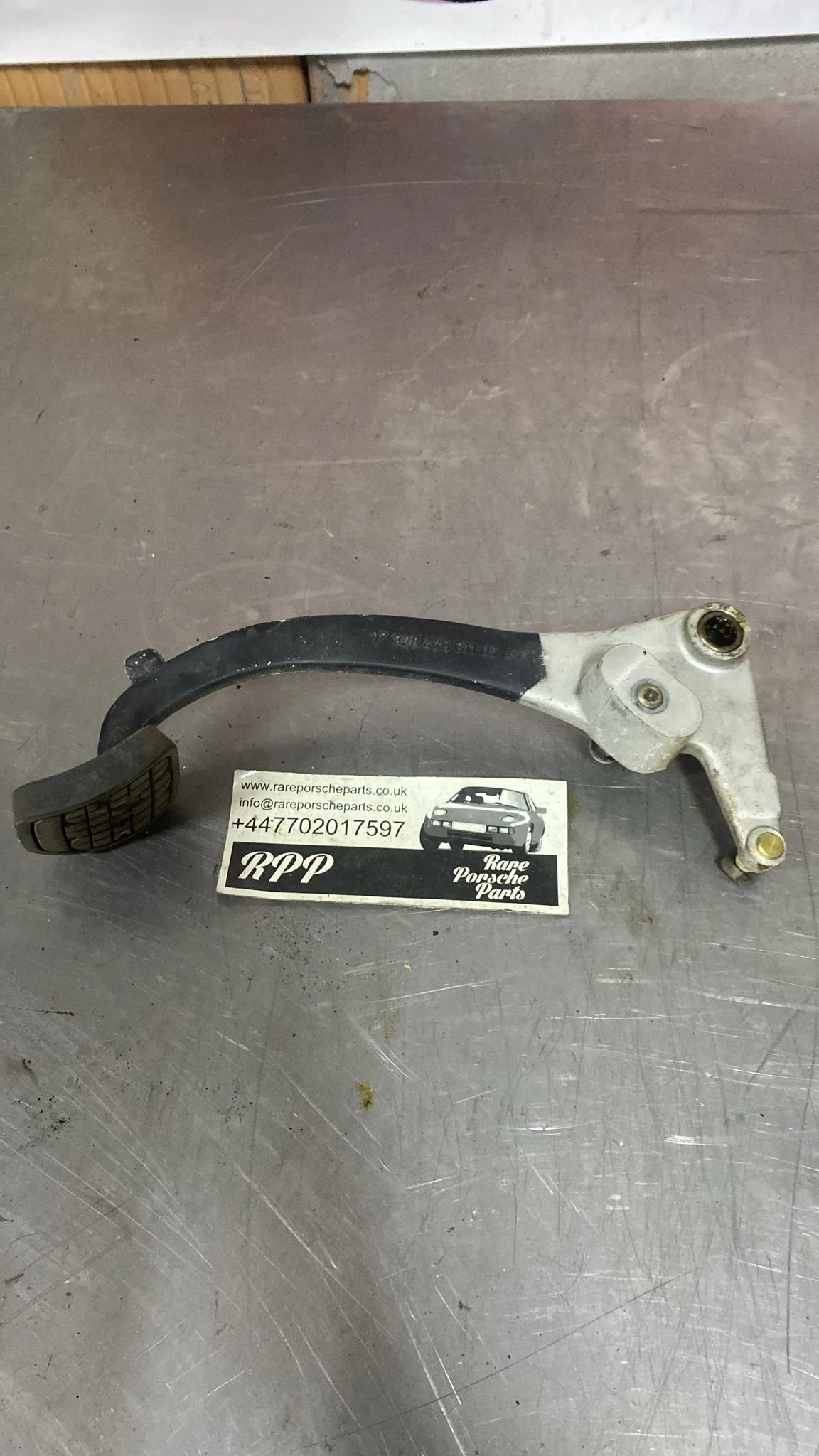 Porsche 928 pedal component, used 92842331105 - Image 8