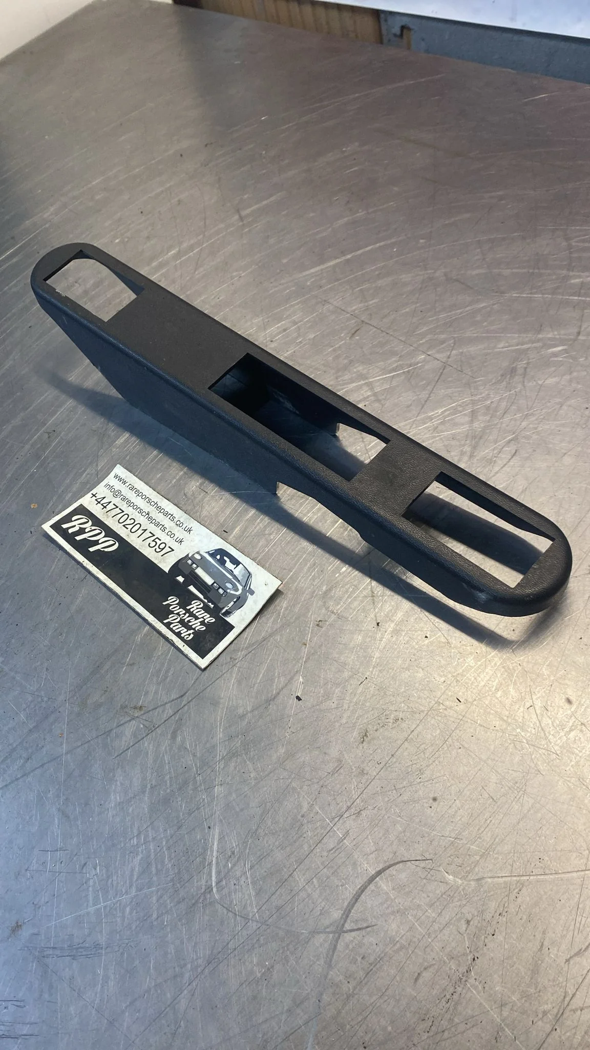 Porsche 928 plastic seat trim cover, used 92852175902 - Image 3