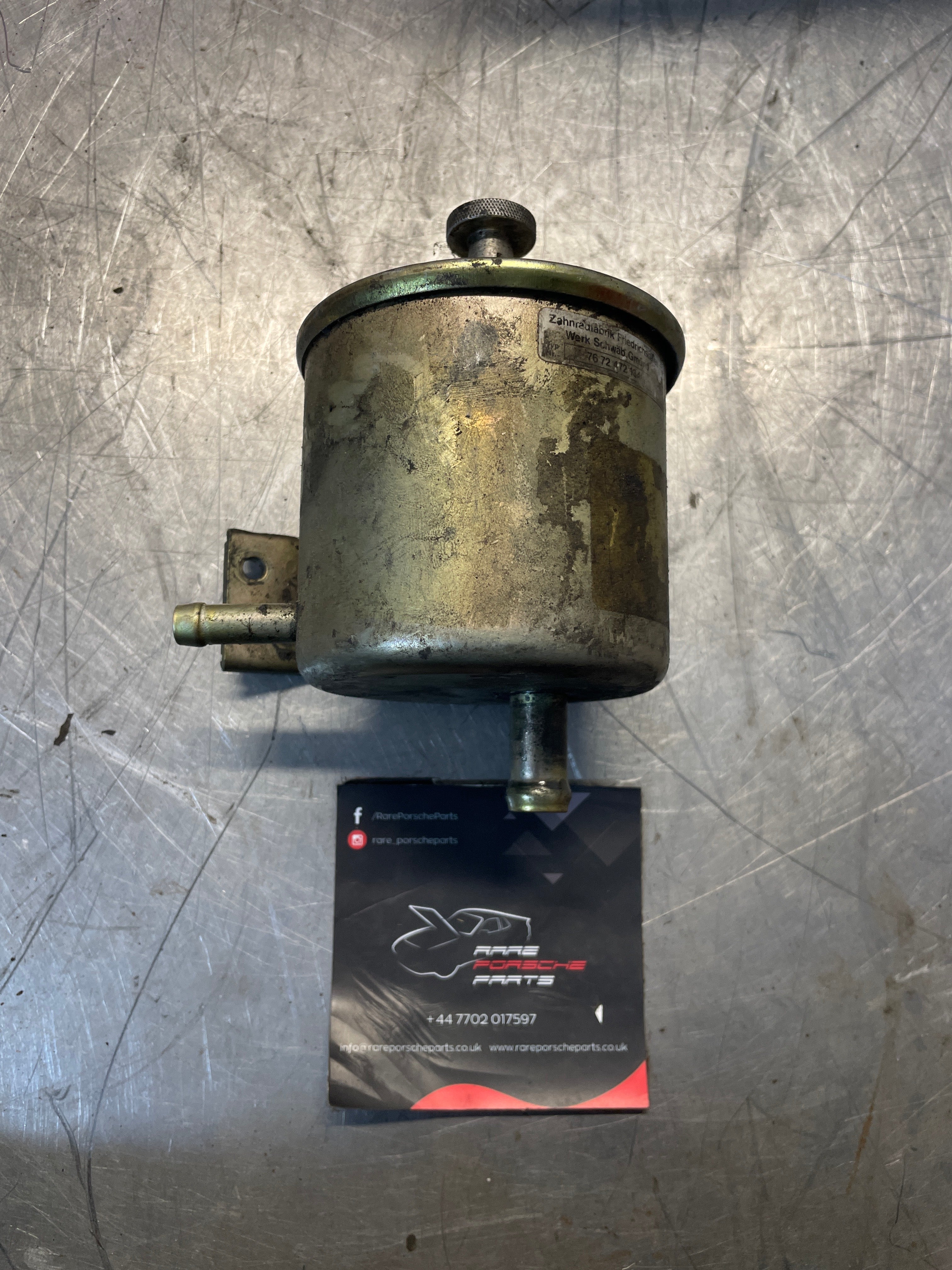 Porsche 928 Power Steering Oil reservoir, 1978-82 used 92834701501 - Image 2