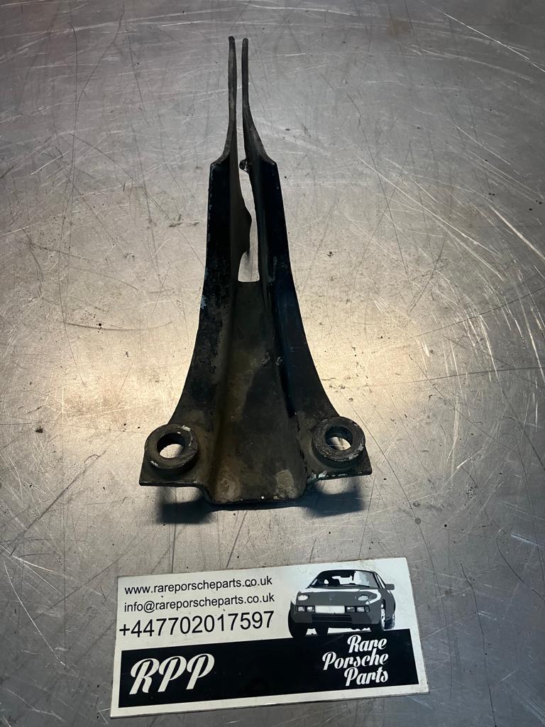 Porsche 928 protective bar towing mount, front, used 92834106402