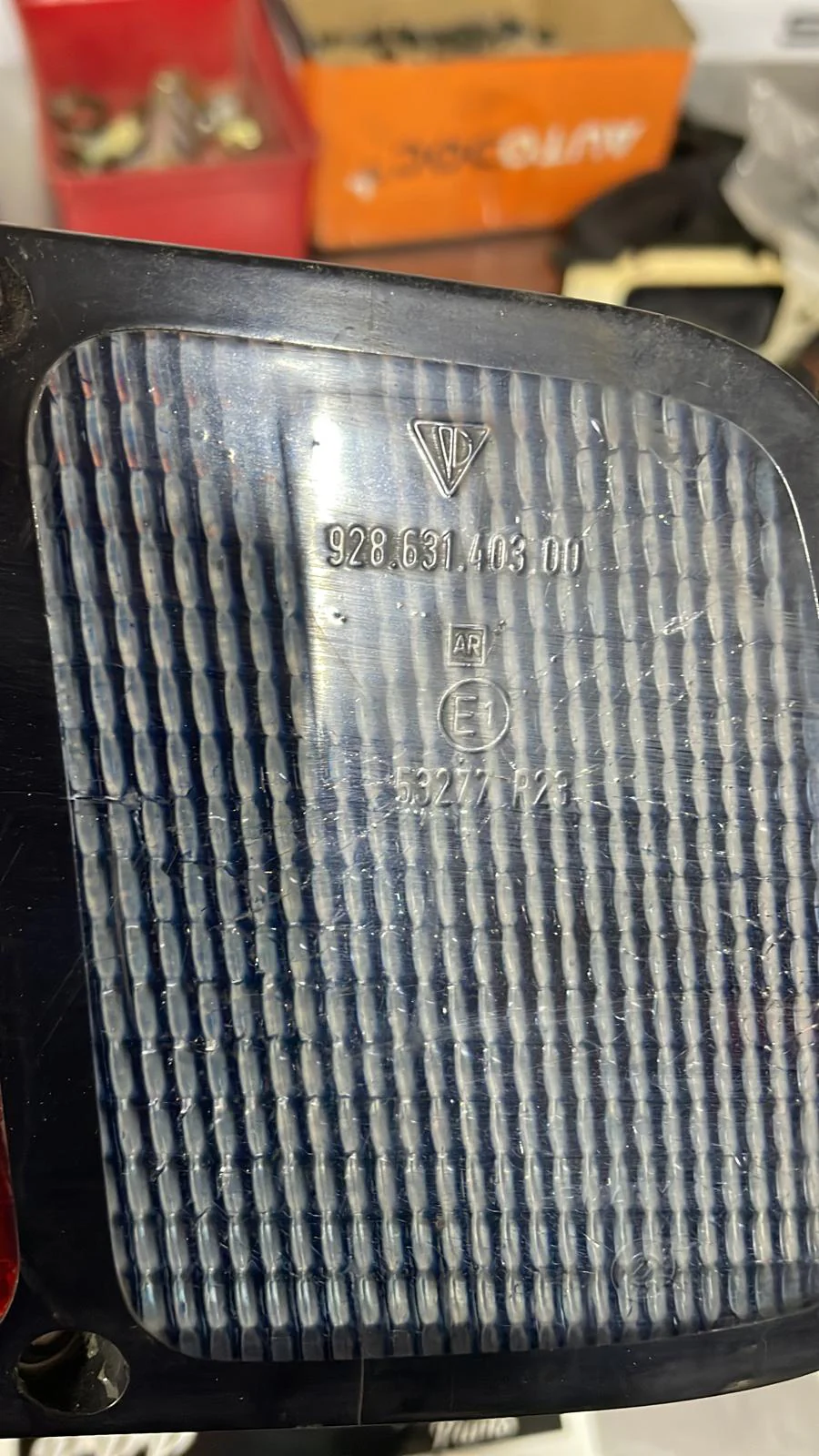 Porsche 928 rear light lens, left 92863140300, used - Image 2