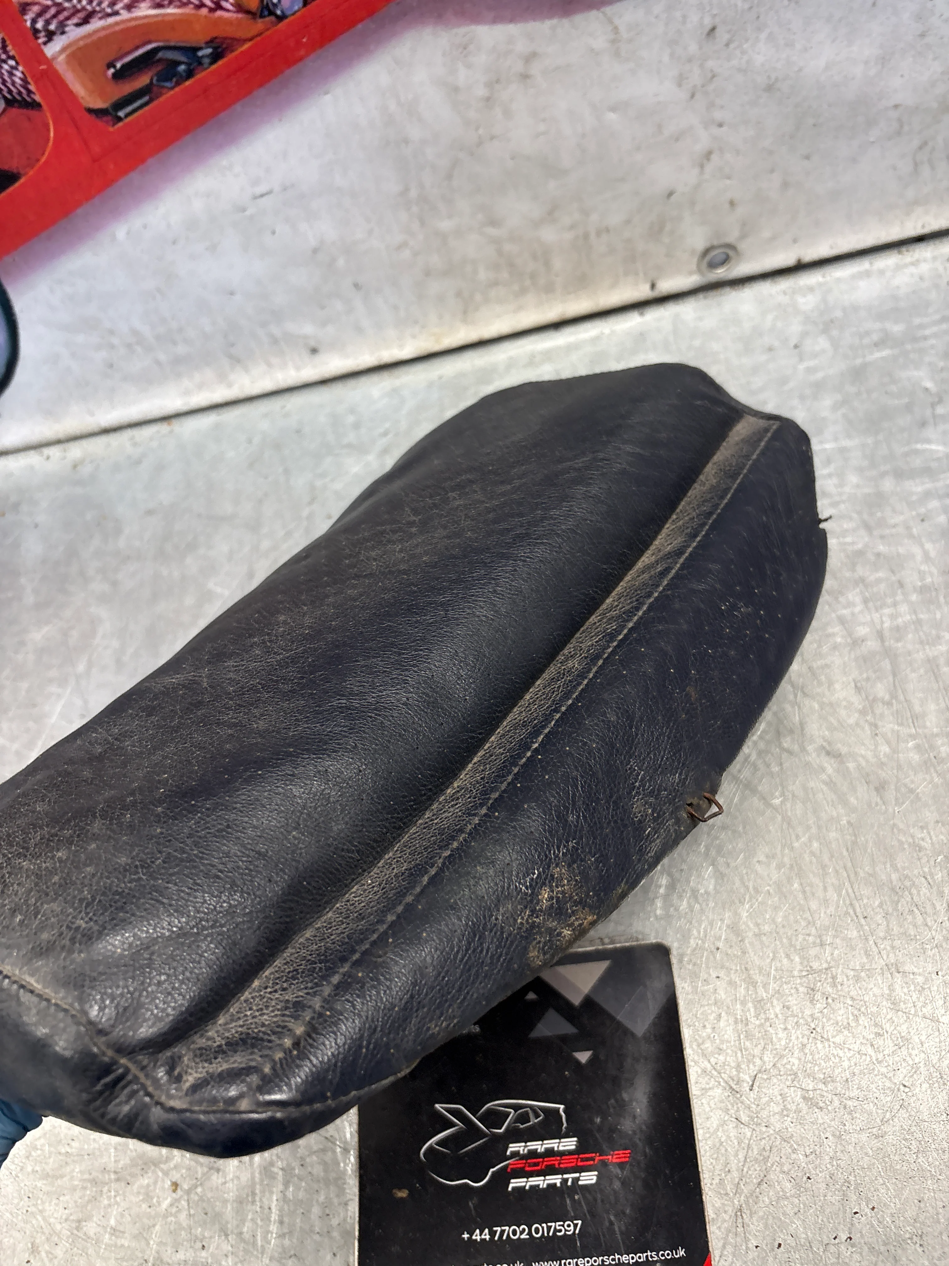Porsche 928 rear right seat centre cushion, leather, blue, used 92852208851 - Image 5