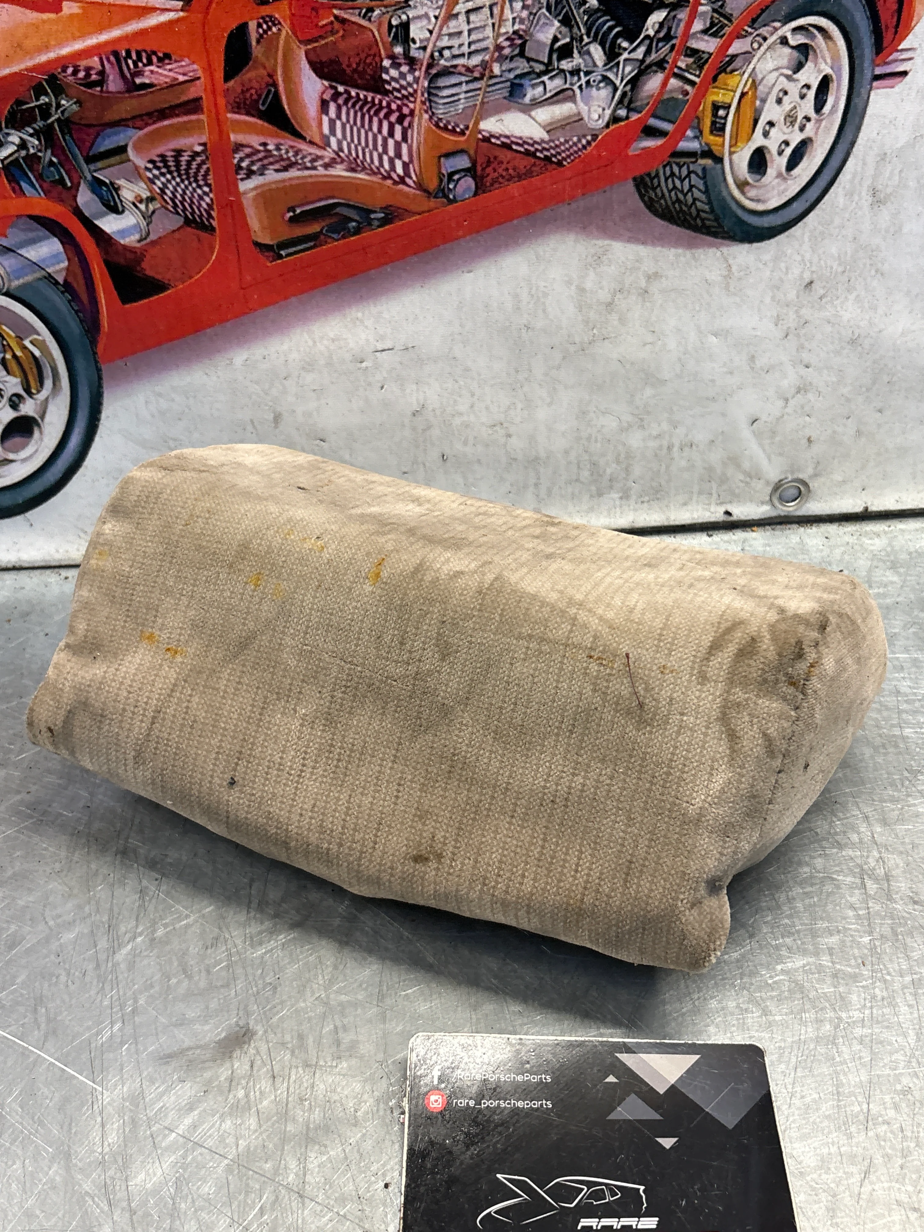 Porsche 928 rear right seat centre cushion, carpeted beige pinstripe, used 92852208851 - Image 3